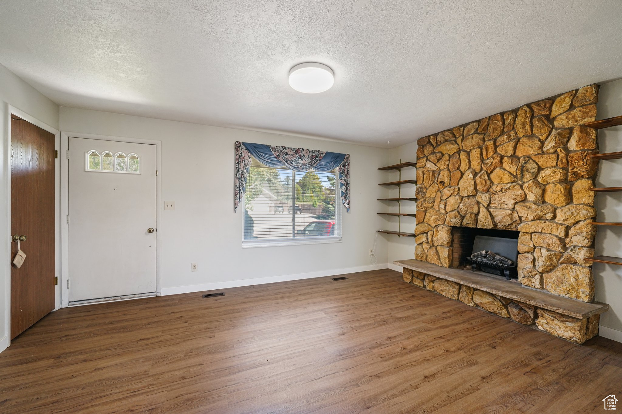 621 N 100, American Fork, Utah image 4