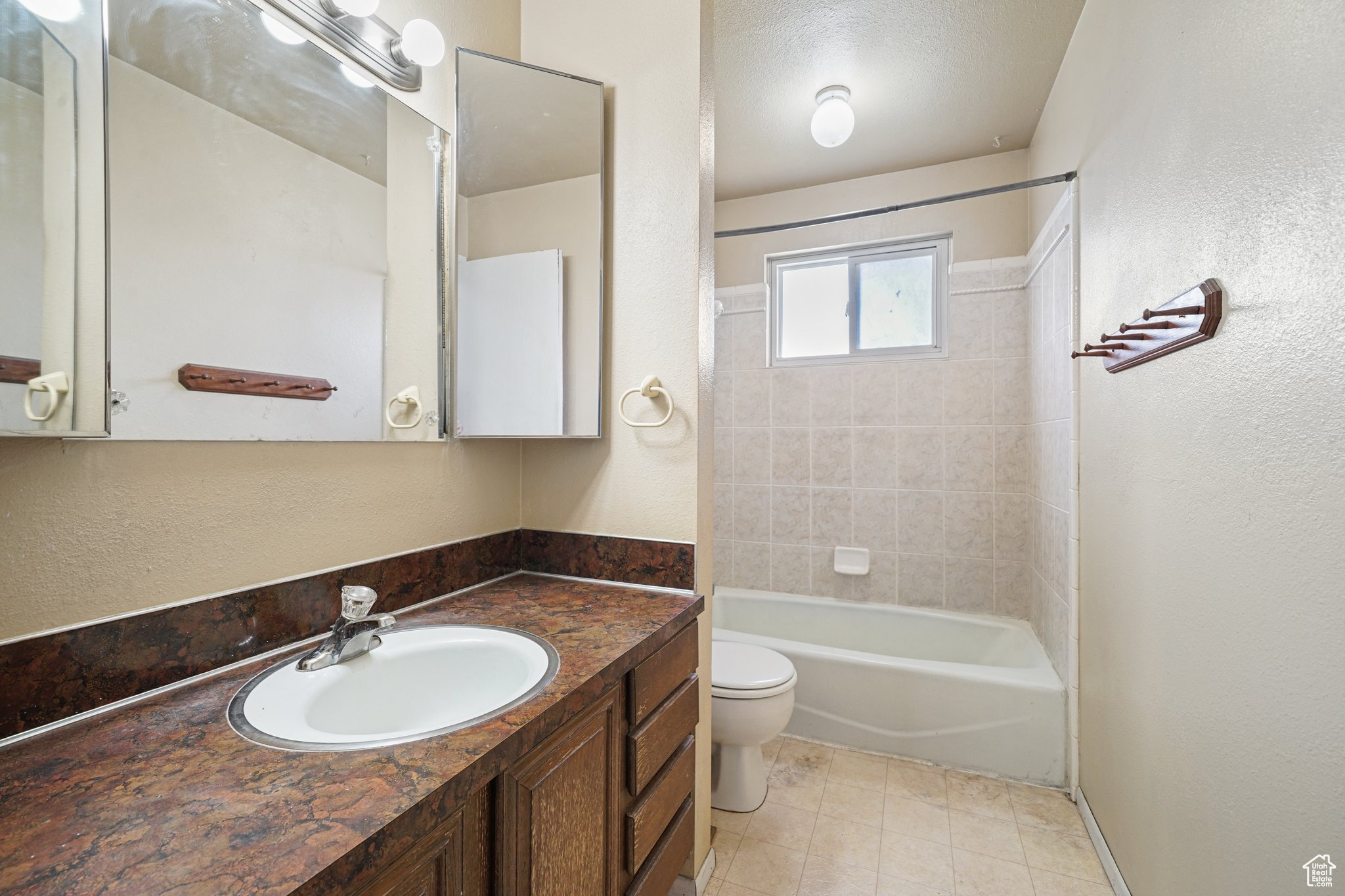 621 N 100, American Fork, Utah image 7