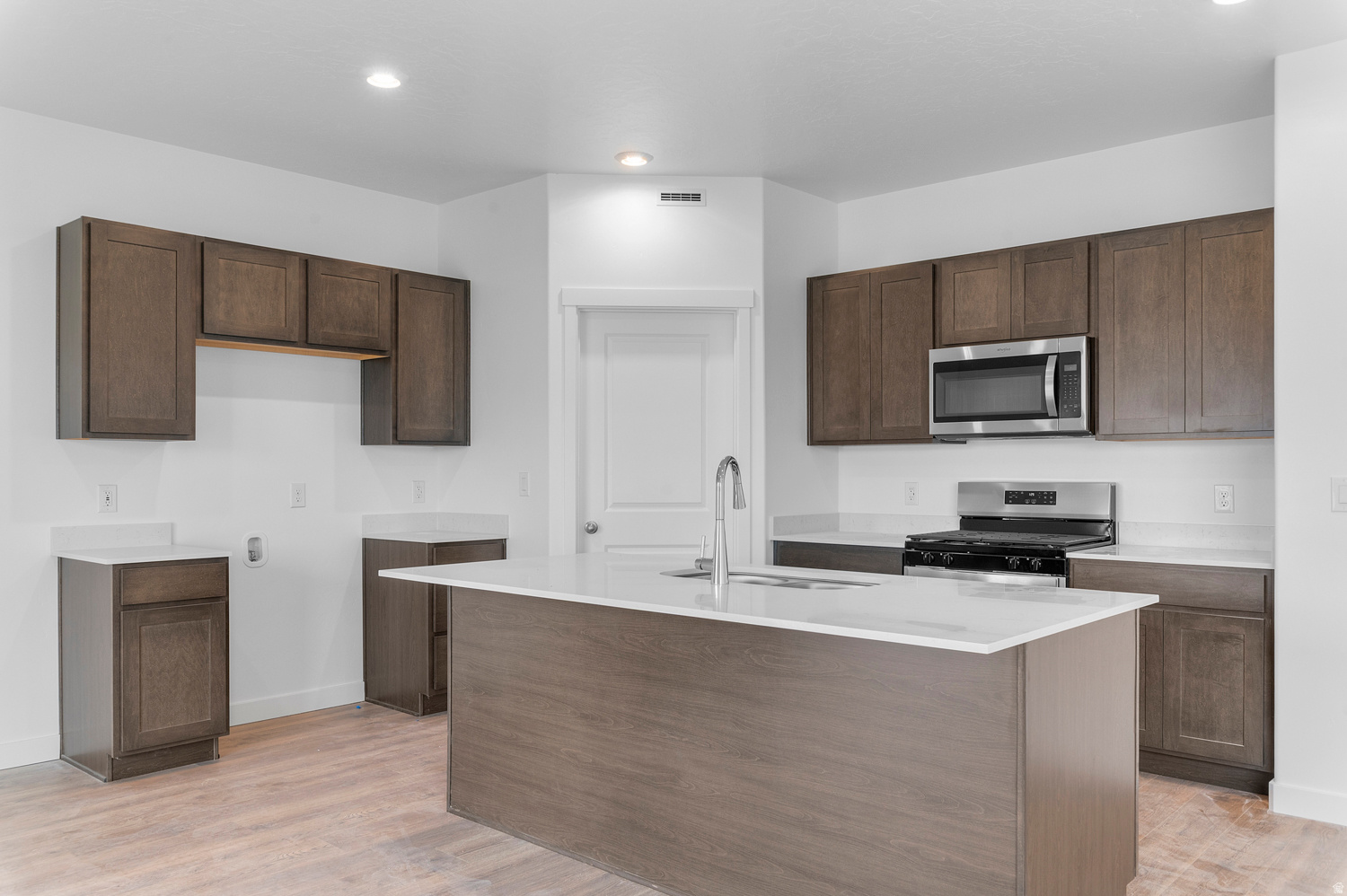 NIBLEY COACH - Residential