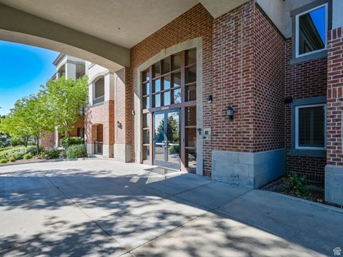 Tiny photo for 2665 PARLEYS WAY S #111, Salt Lake City, UT 84109 (MLS # 2112583)
