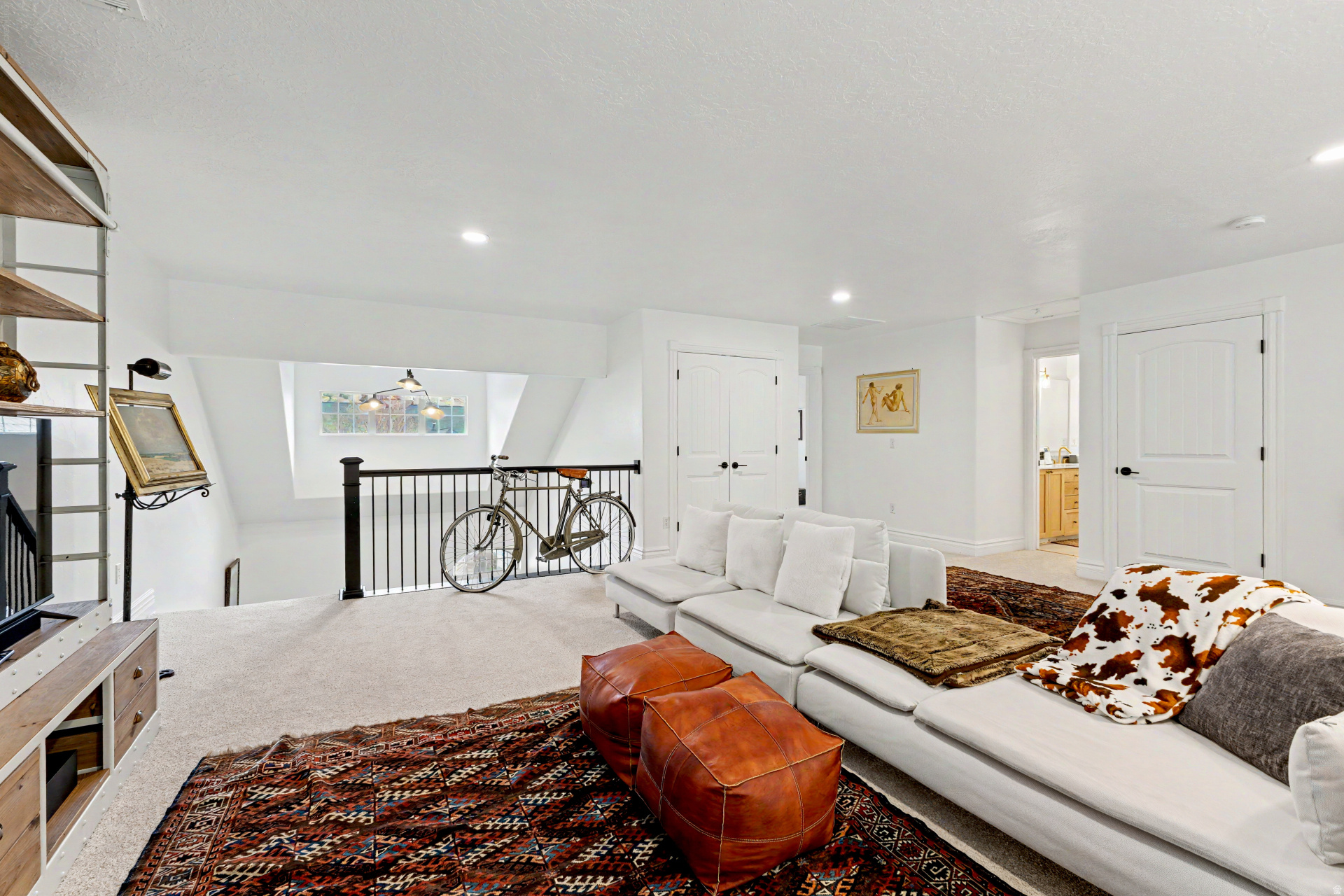 SWISS ALPENHOF PUD - Residential