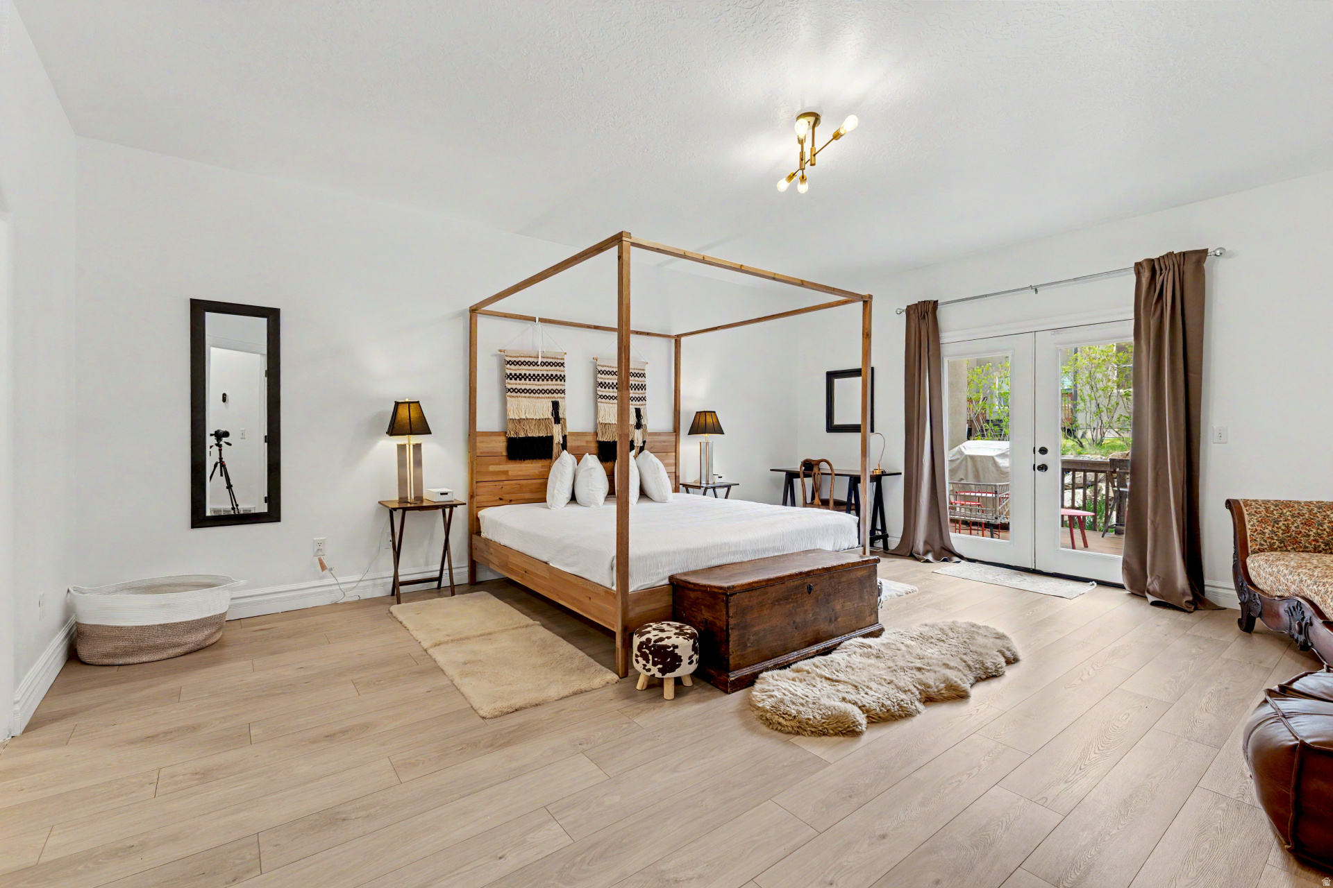 SWISS ALPENHOF PUD - Residential