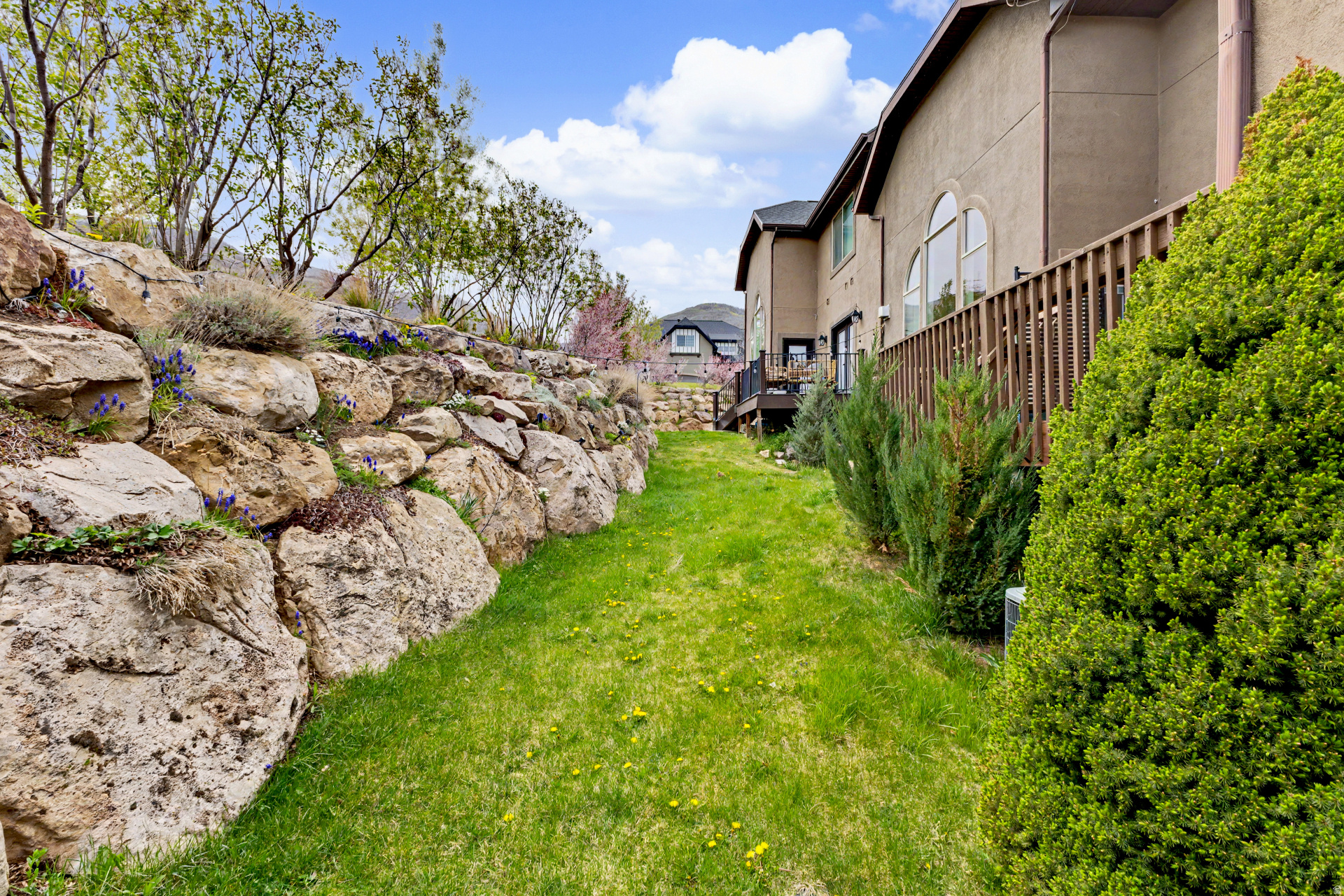 SWISS ALPENHOF PUD - Residential