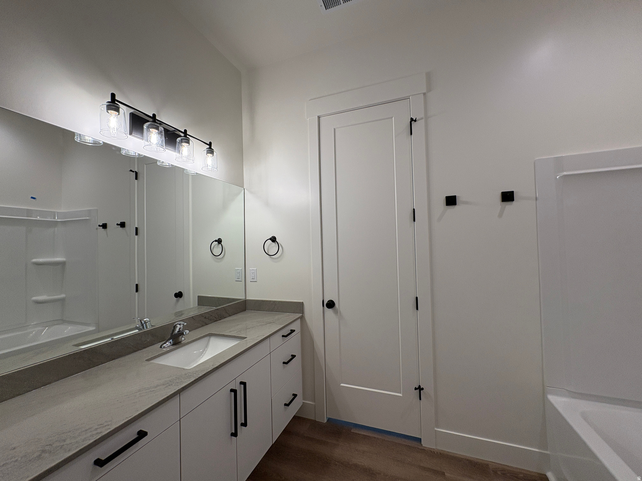 SALT GRASS - Residential