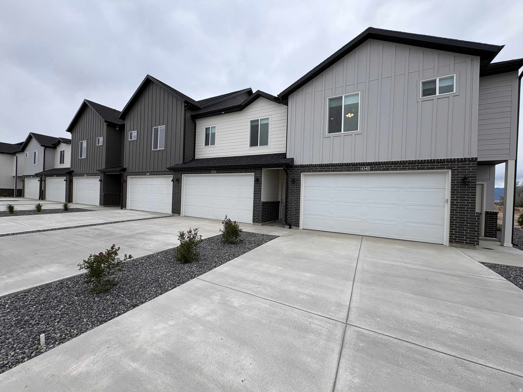 SALT GRASS - Residential