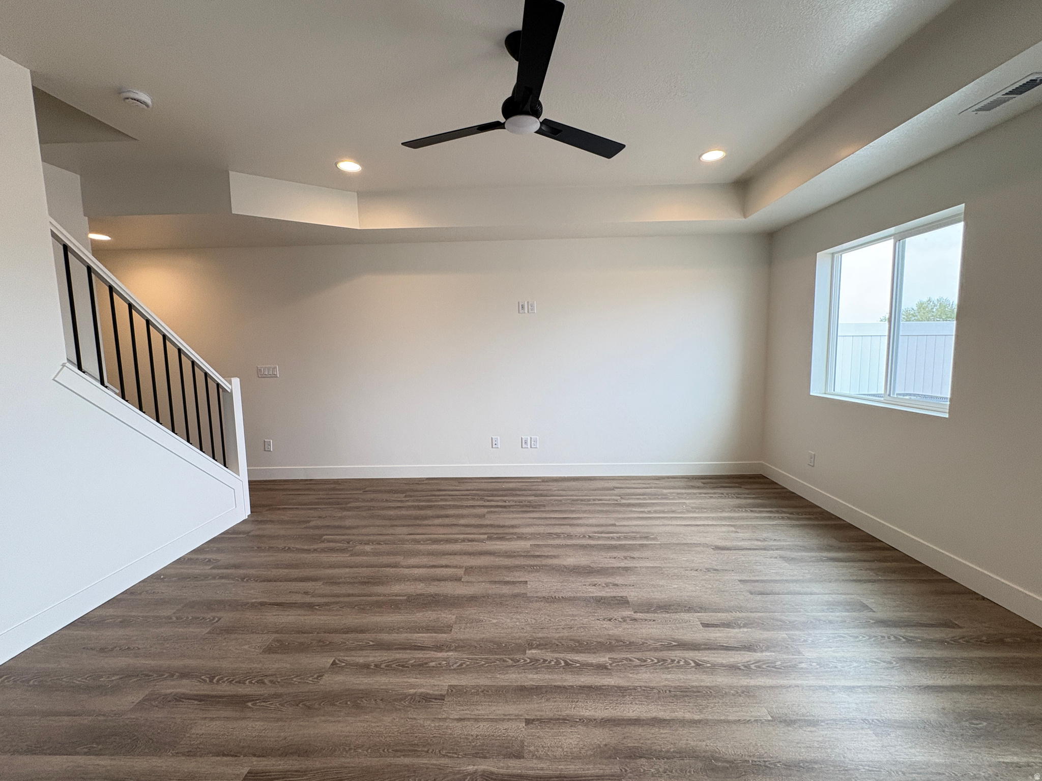 SALT GRASS - Residential