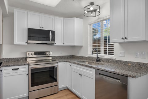 Tiny photo for 834 GREENRIDGE AVE, Payson, UT 84651 (MLS # 2174337)