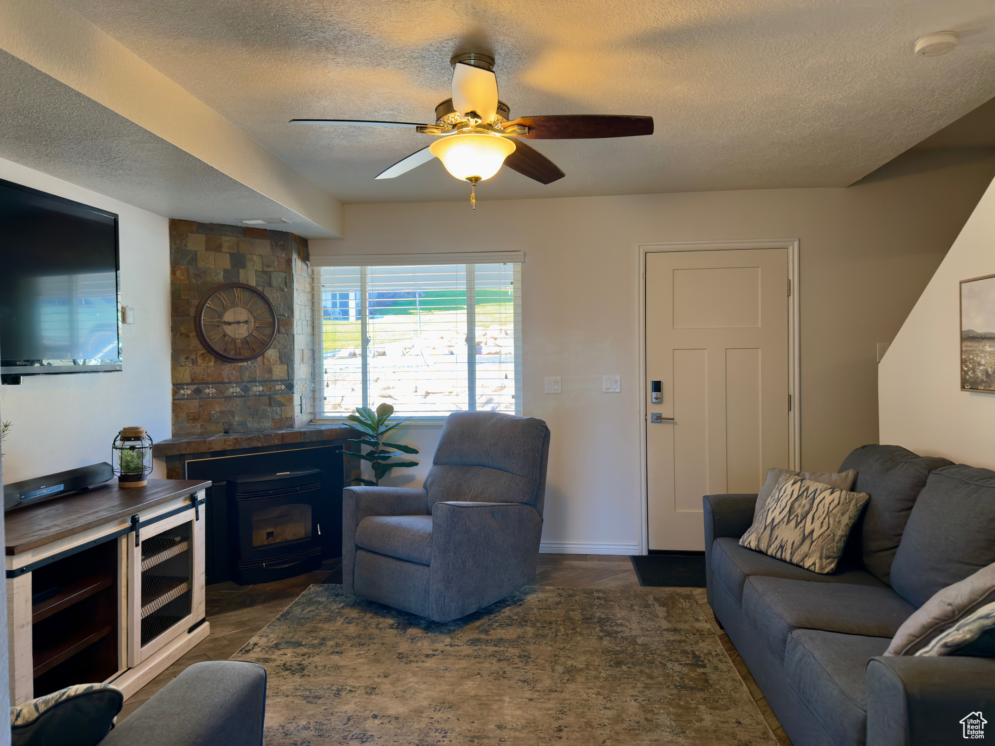 HARBOR VILLAGE - Residential