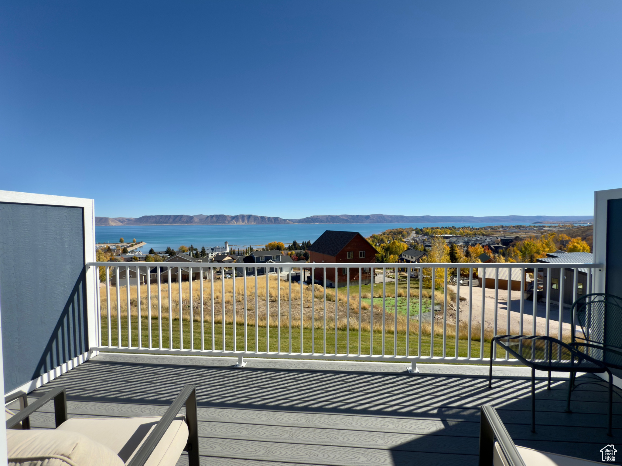 HARBOR VILLAGE - Residential