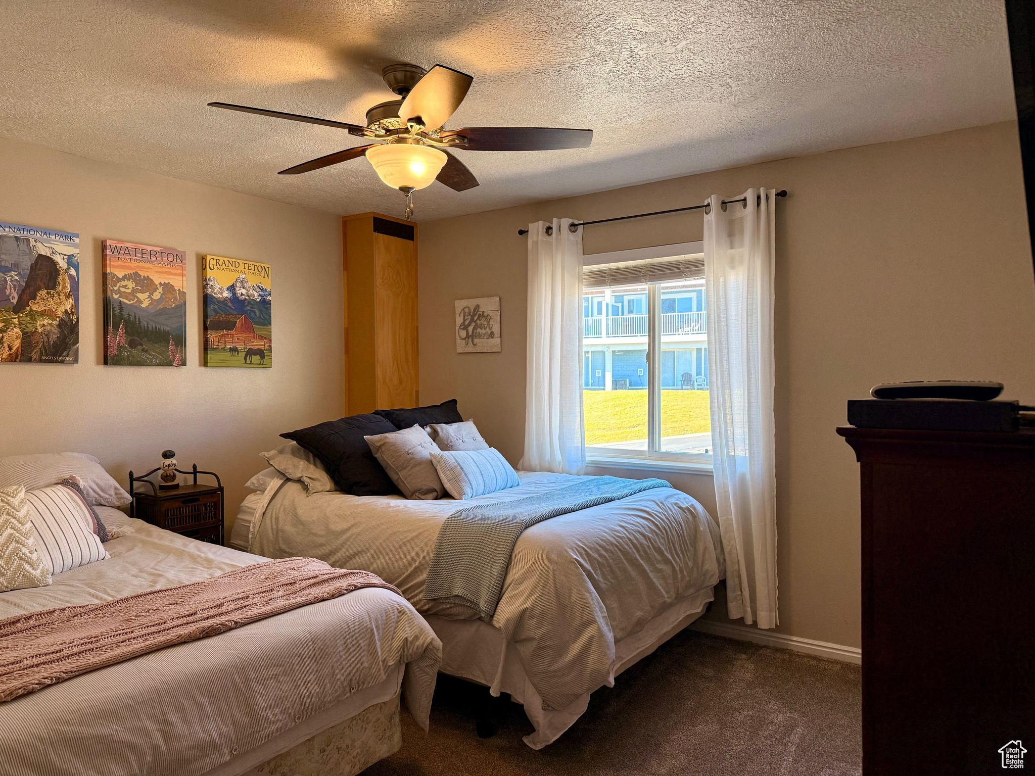 HARBOR VILLAGE - Residential