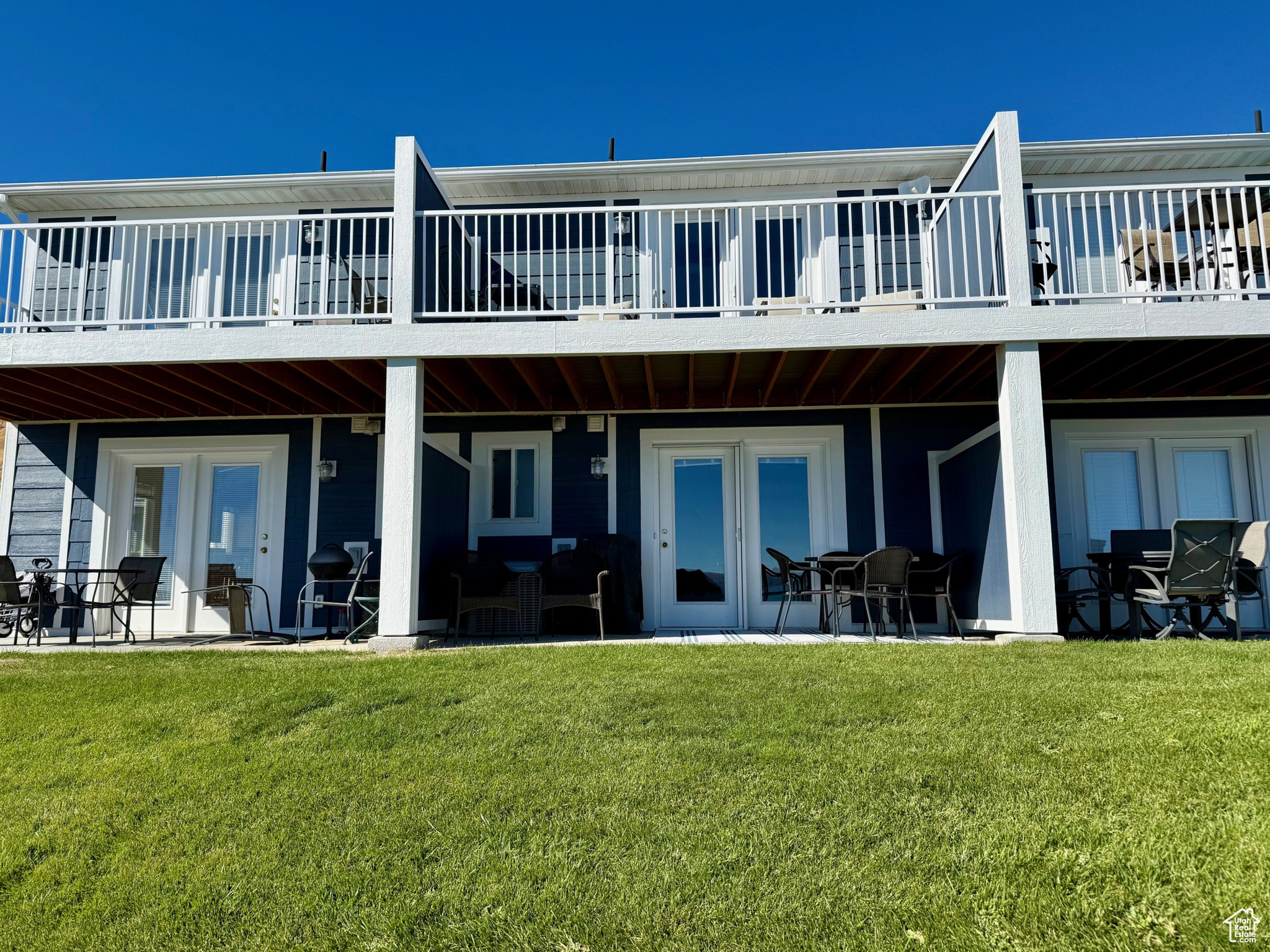 HARBOR VILLAGE - Residential