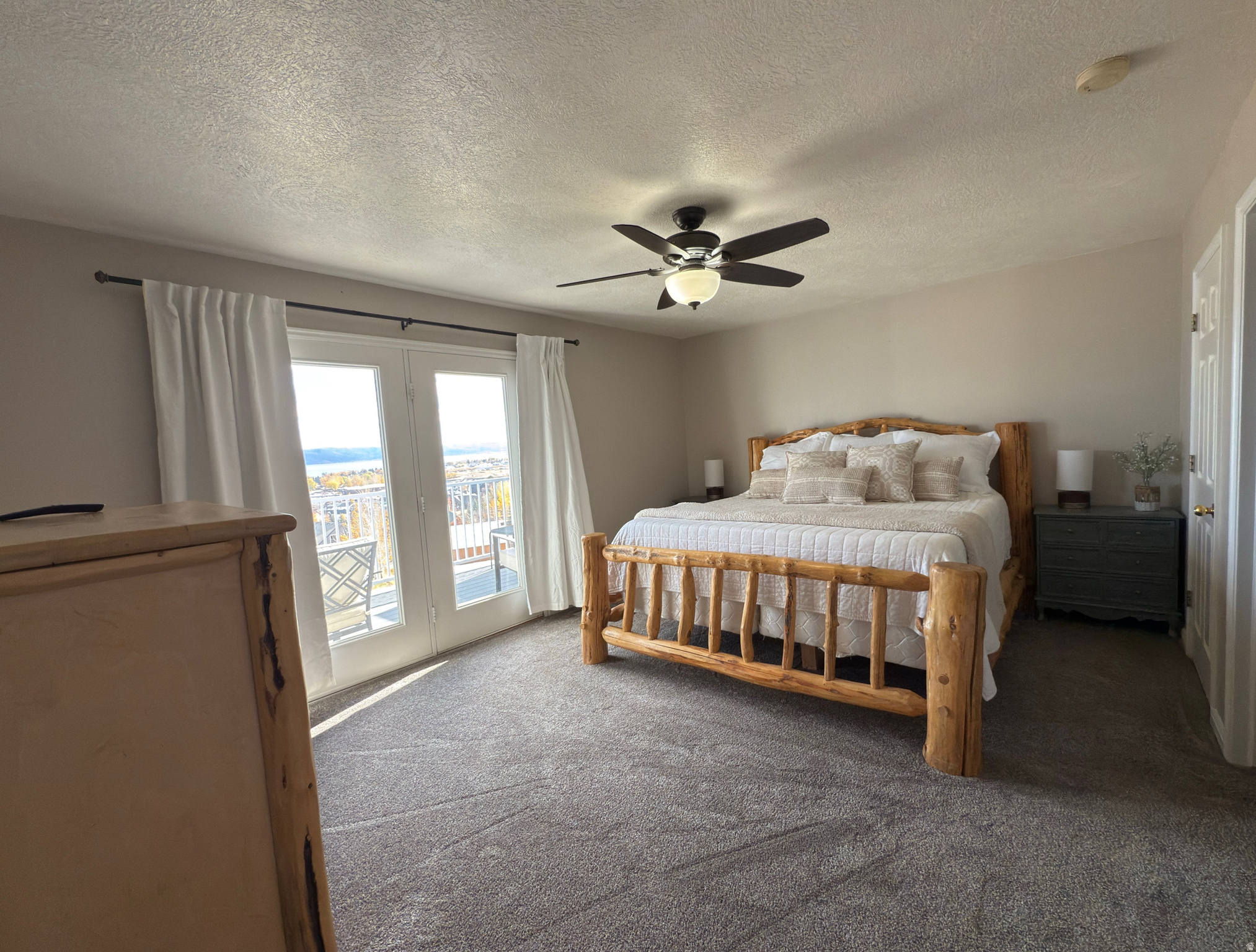 HARBOR VILLAGE - Residential