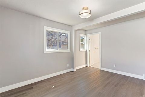 Tiny photo for 2327 S 700 E, Salt Lake City, UT 84106 (MLS # 2130314)