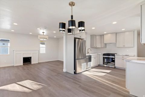 Tiny photo for 2327 S 700 E, Salt Lake City, UT 84106 (MLS # 2130314)