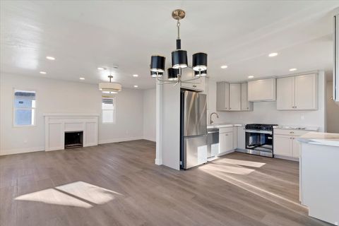 Tiny photo for 2327 S 700 E, Salt Lake City, UT 84106 (MLS # 2130314)
