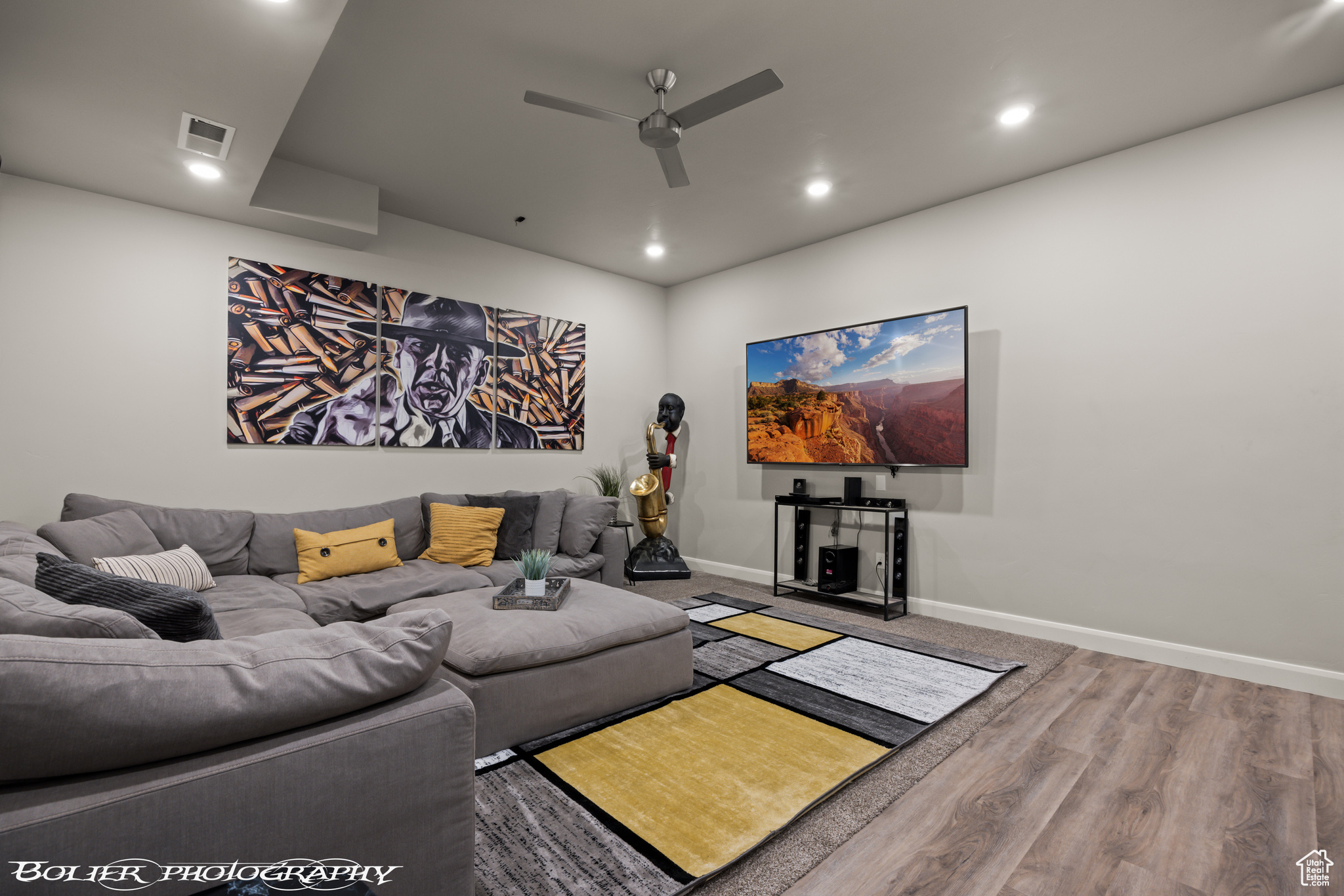 SOUTHGATE VIEWS - Residential