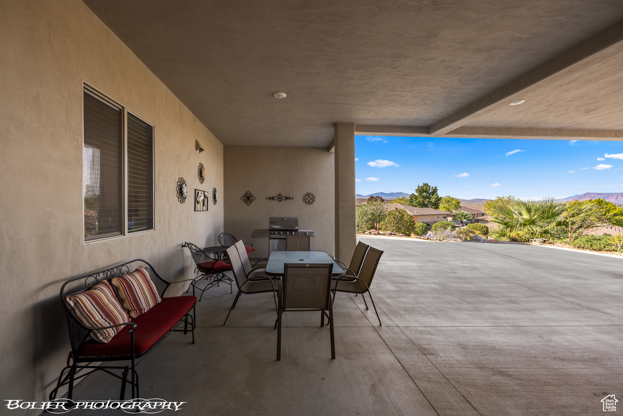 SOUTHGATE VIEWS - Residential