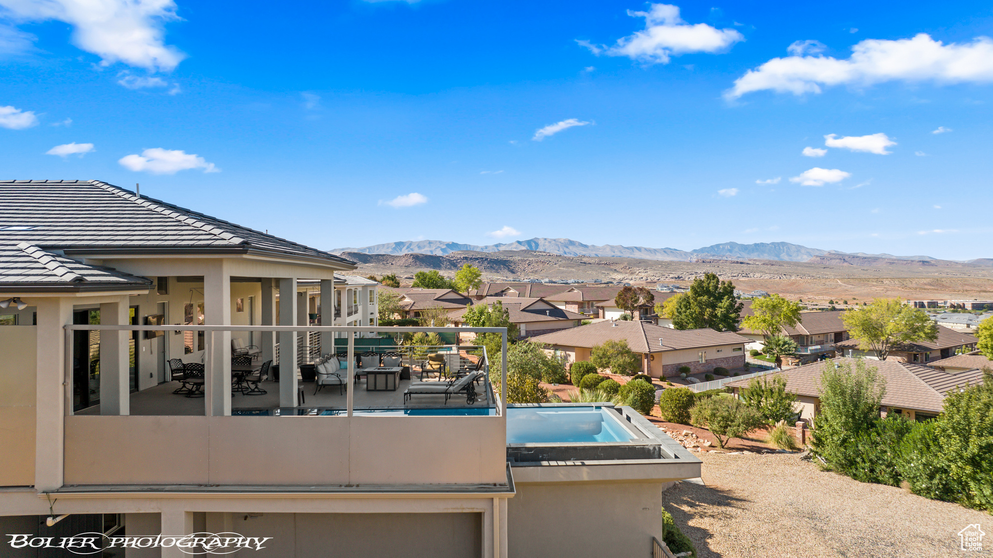 SOUTHGATE VIEWS - Residential
