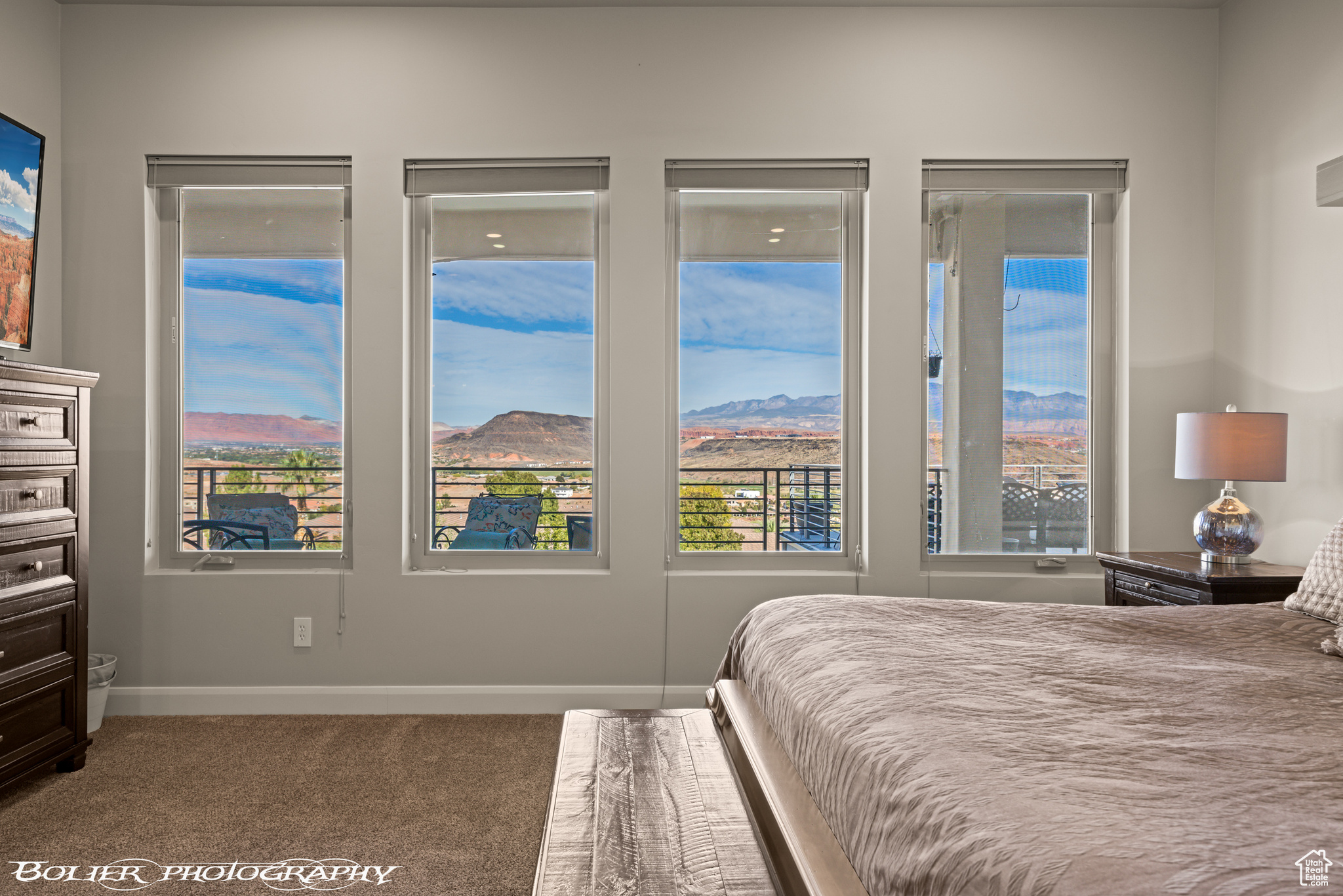 SOUTHGATE VIEWS - Residential
