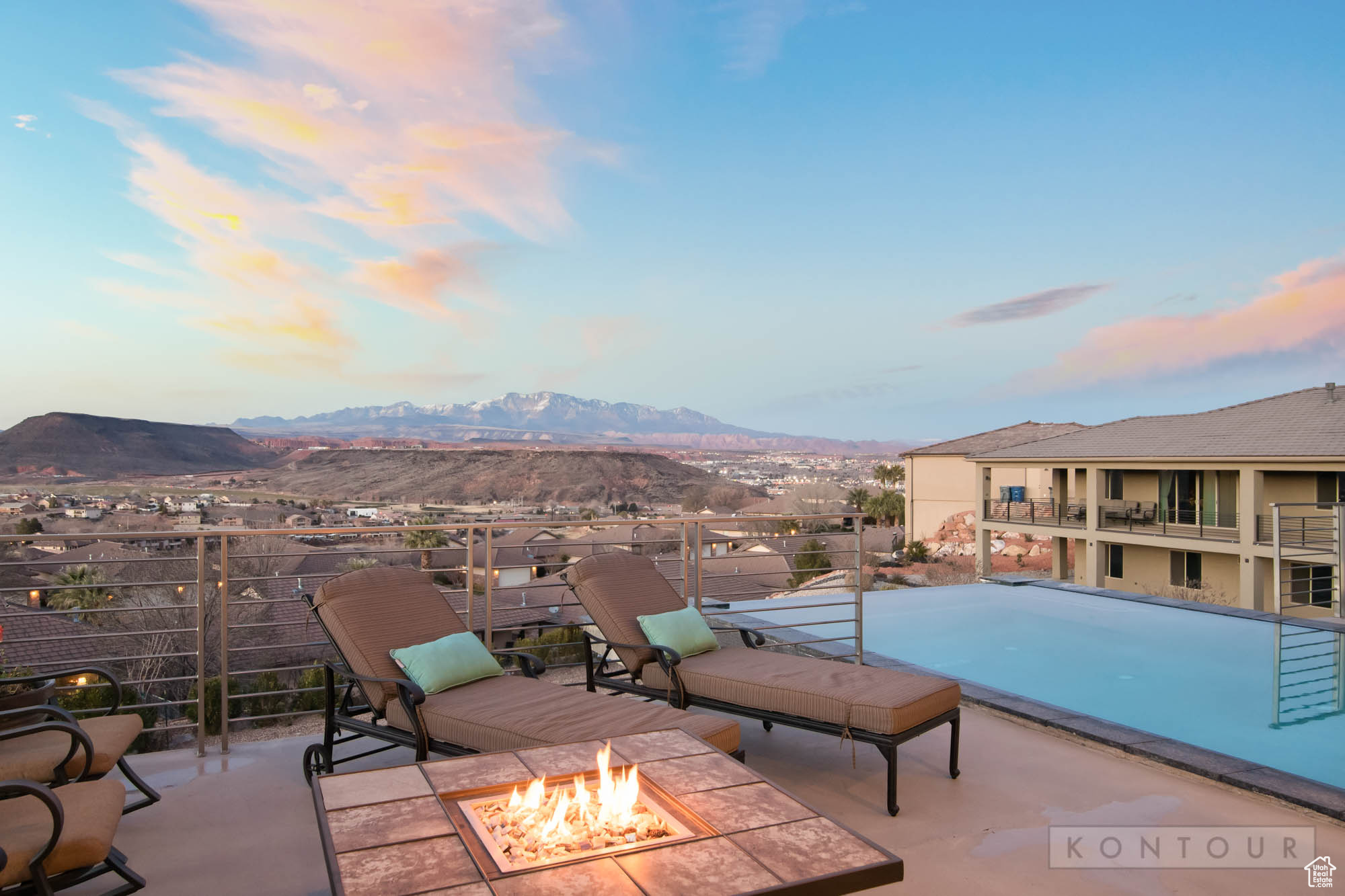 SOUTHGATE VIEWS - Residential