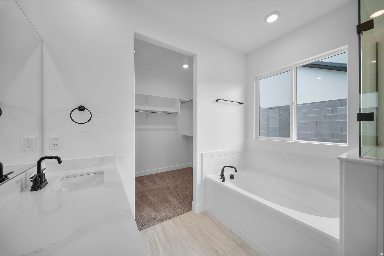 LONG VALLEY - Residential