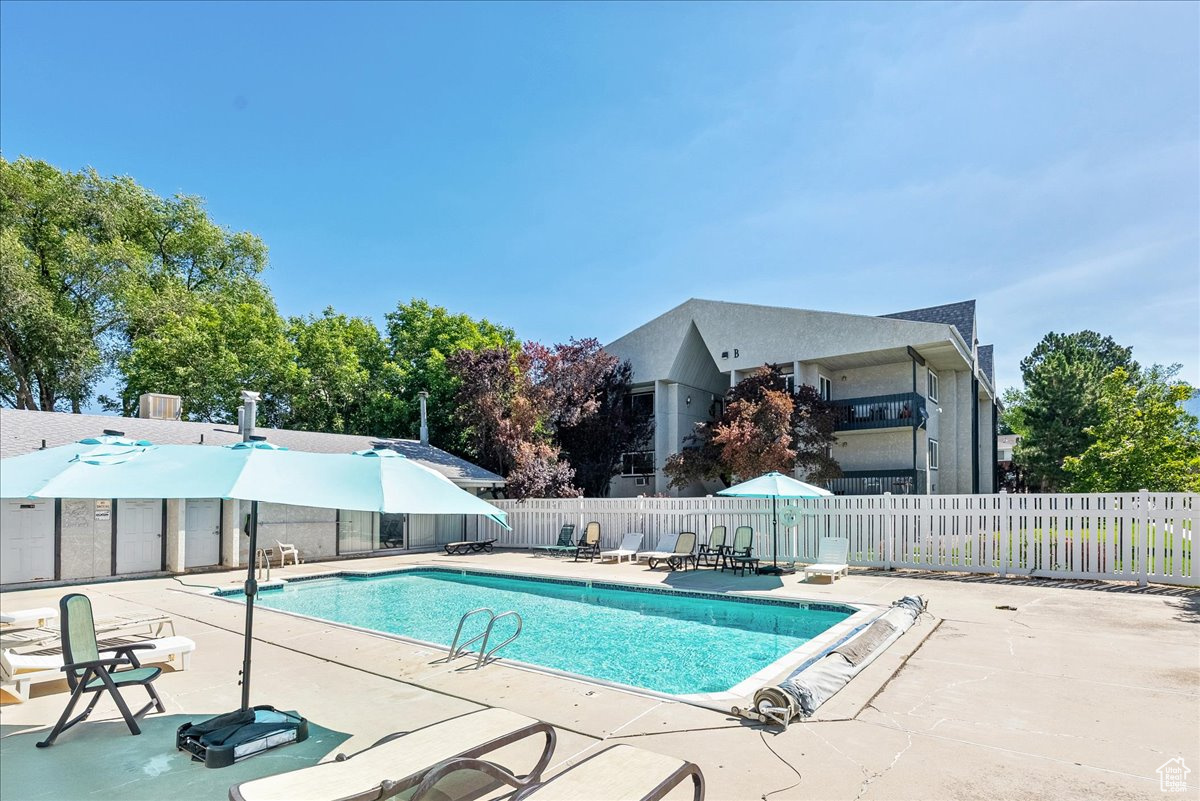 WOOD POINT CONDO - Residential