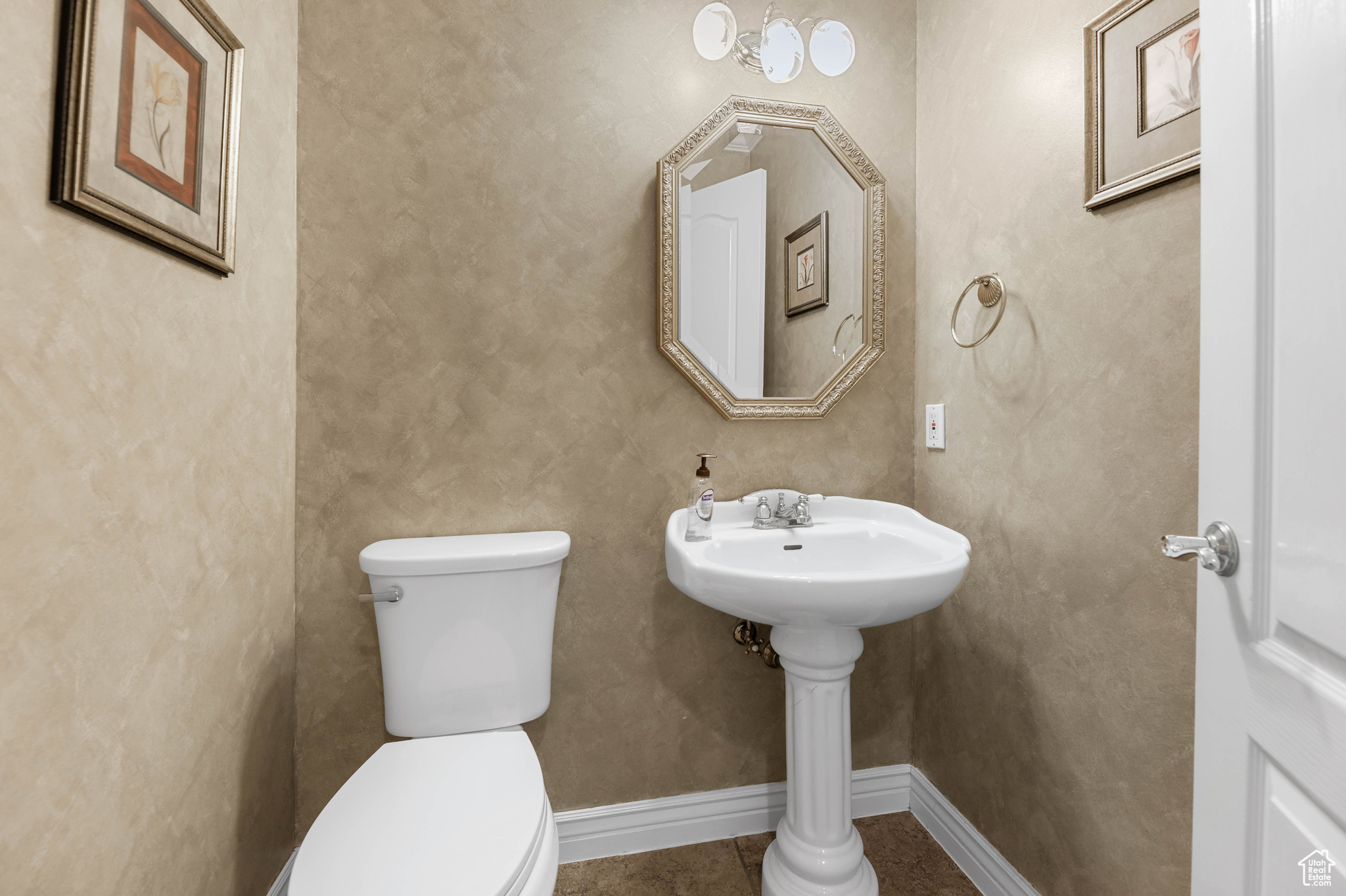 109 S 1025, Kaysville, Utah image 21