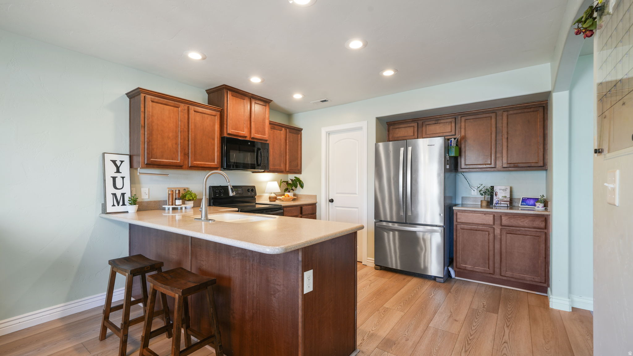 RIVER PARK WEST - Residential