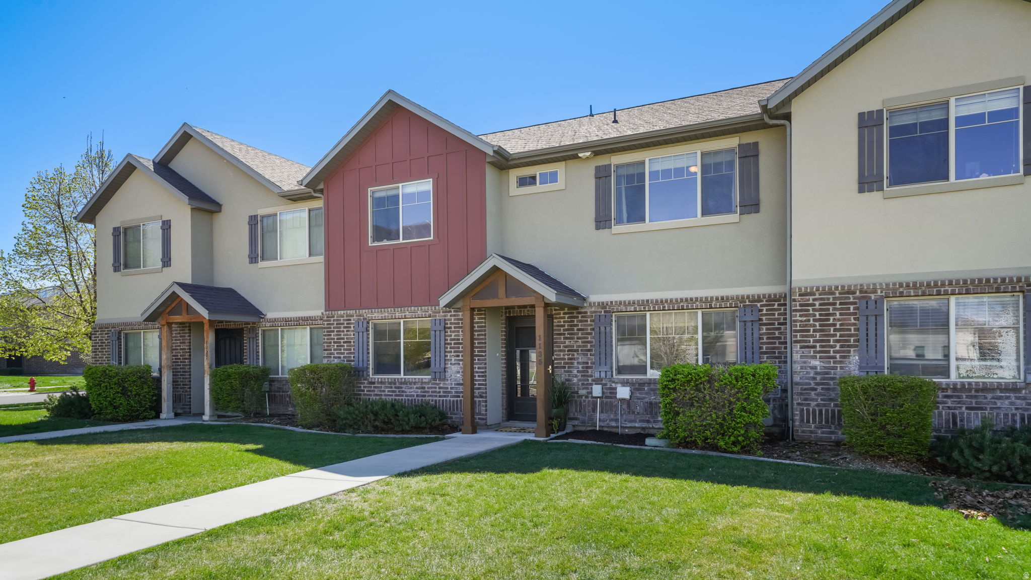 RIVER PARK WEST - Residential