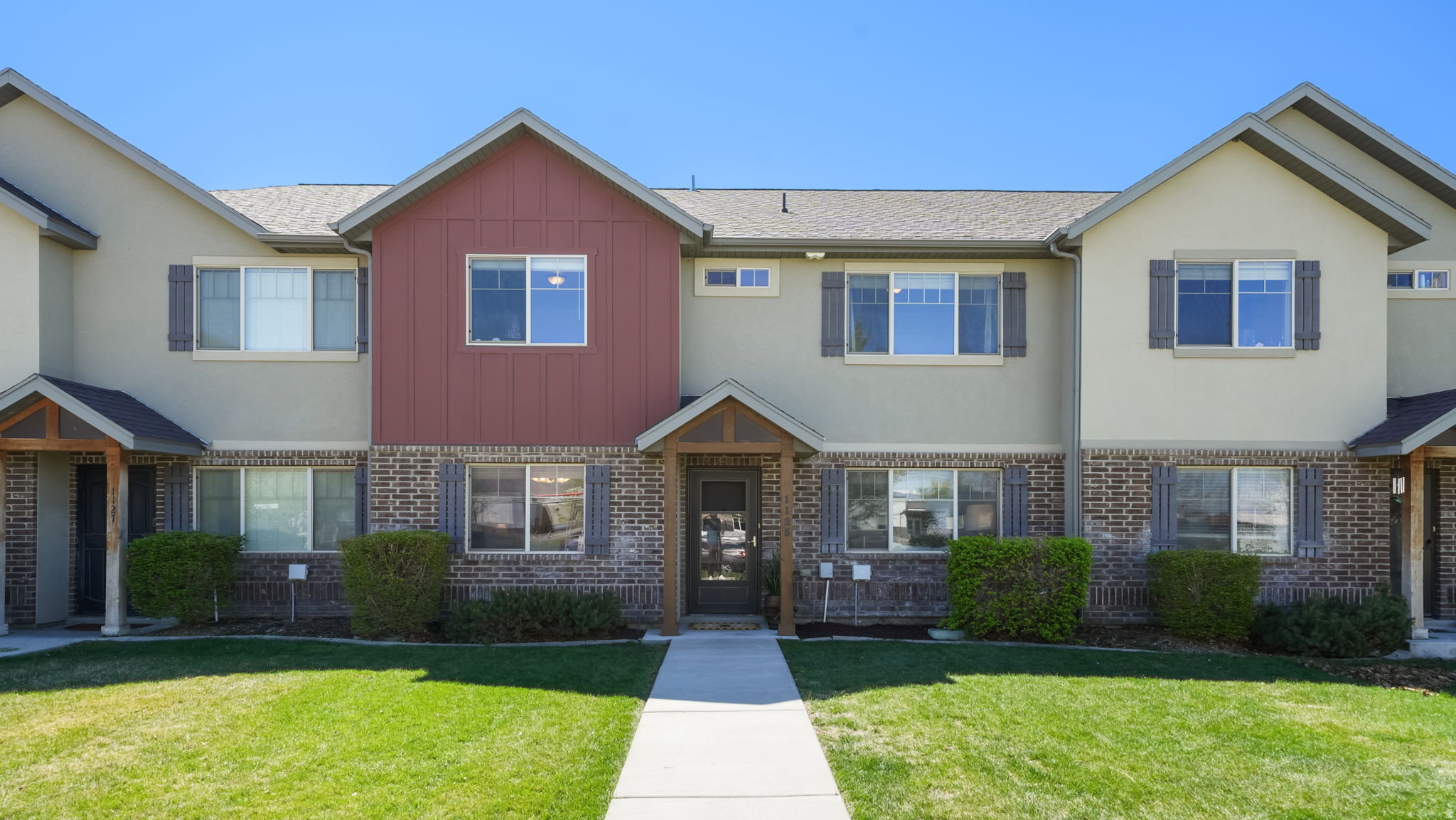 RIVER PARK WEST - Residential