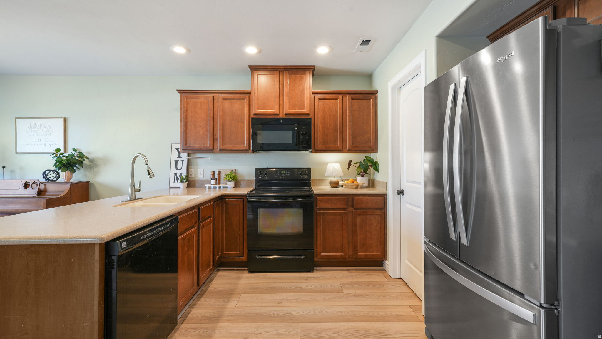 RIVER PARK WEST - Residential