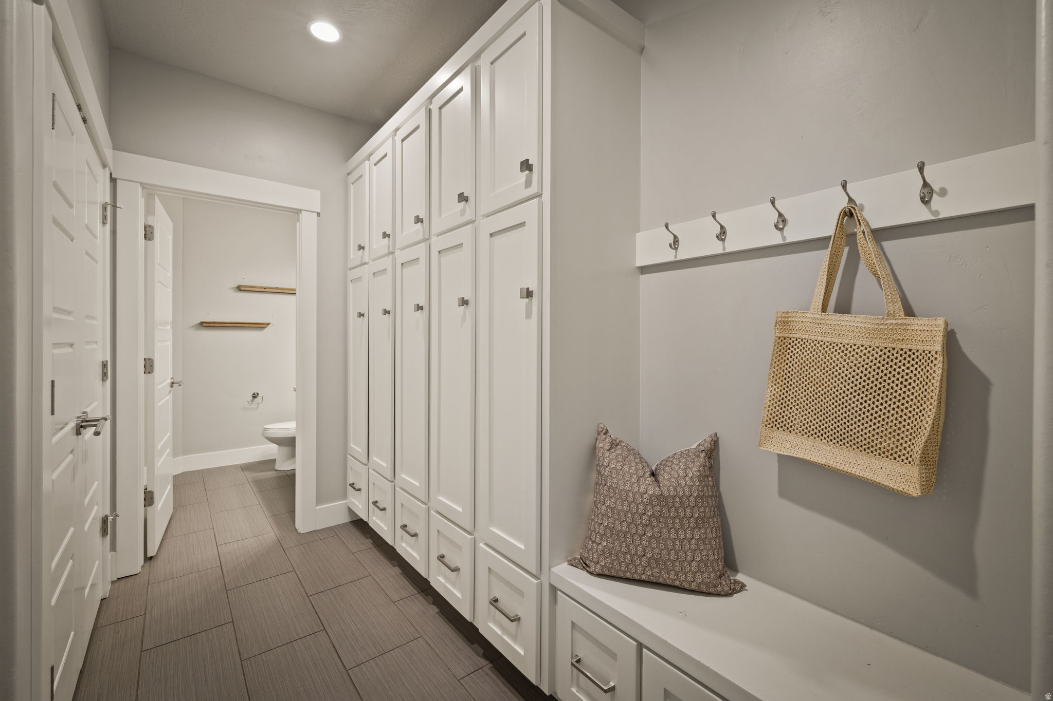 ASPEN HOLLOW - Residential