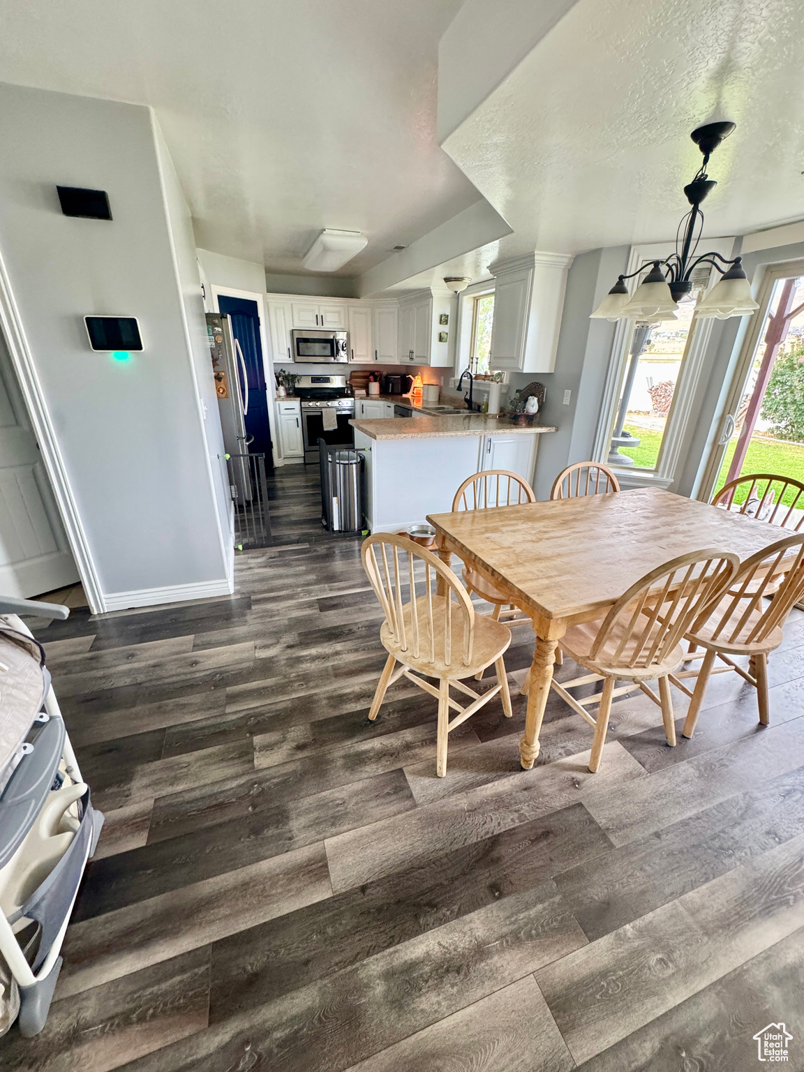 RIVER VALLEY - Residential