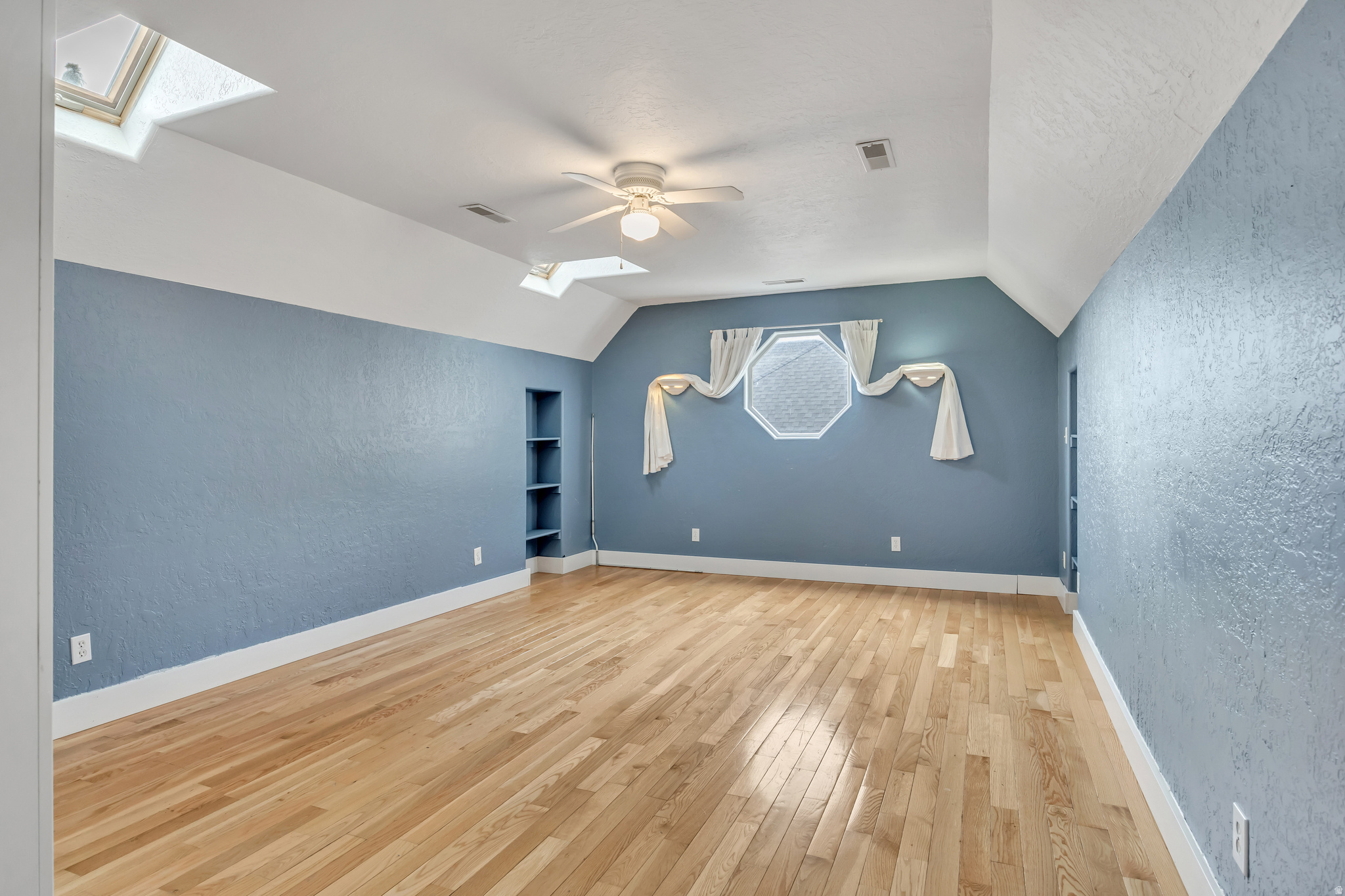 SPRINGVILLE HEIGHTS - Residential