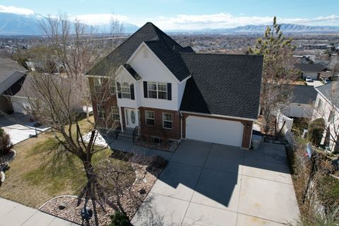 Photo of 1083 N 700 E, Springville, UT 84663 (MLS # 2139692)