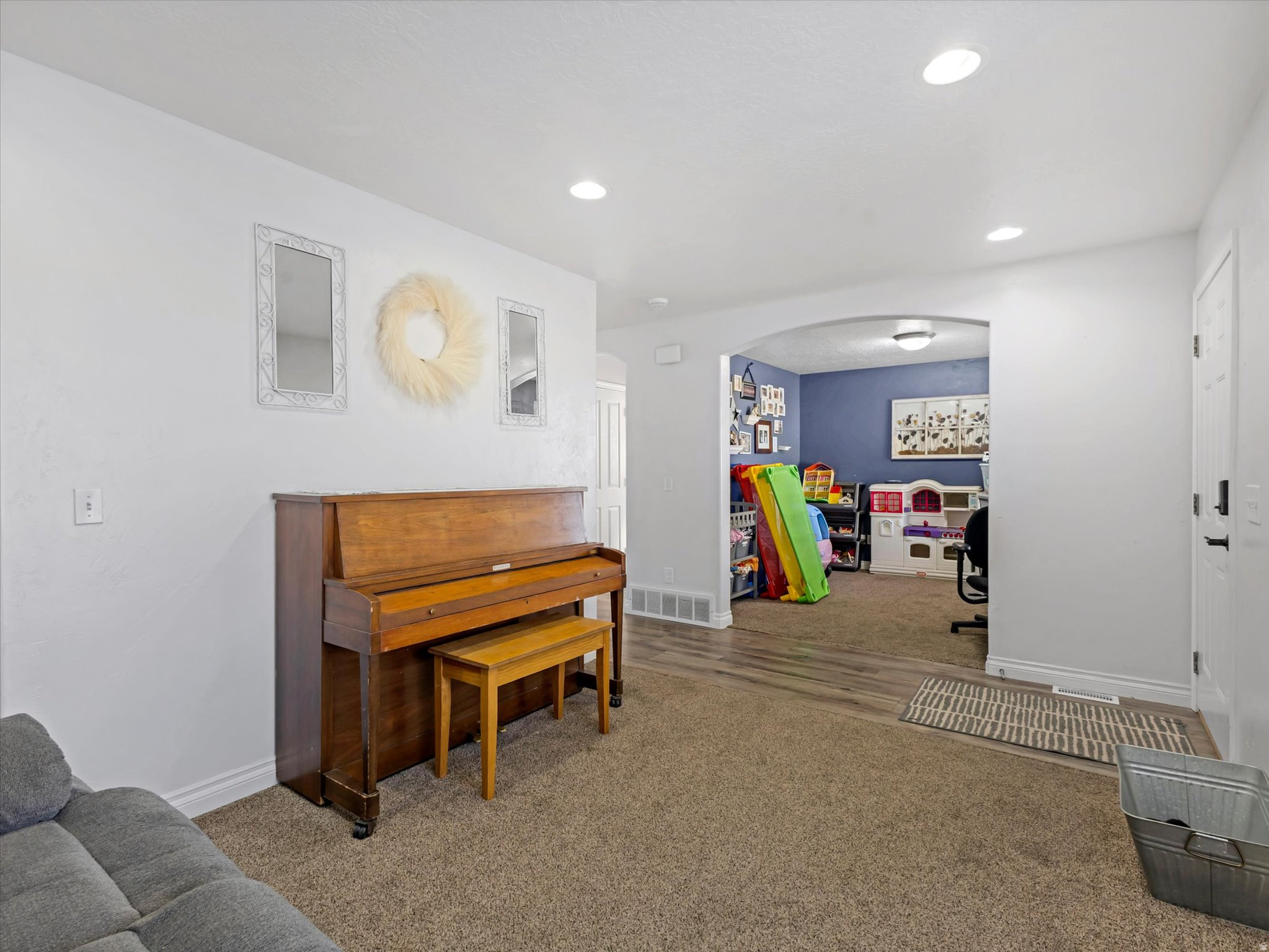 LAKESIDE SUB #3, STANSBURY PARK - Residential