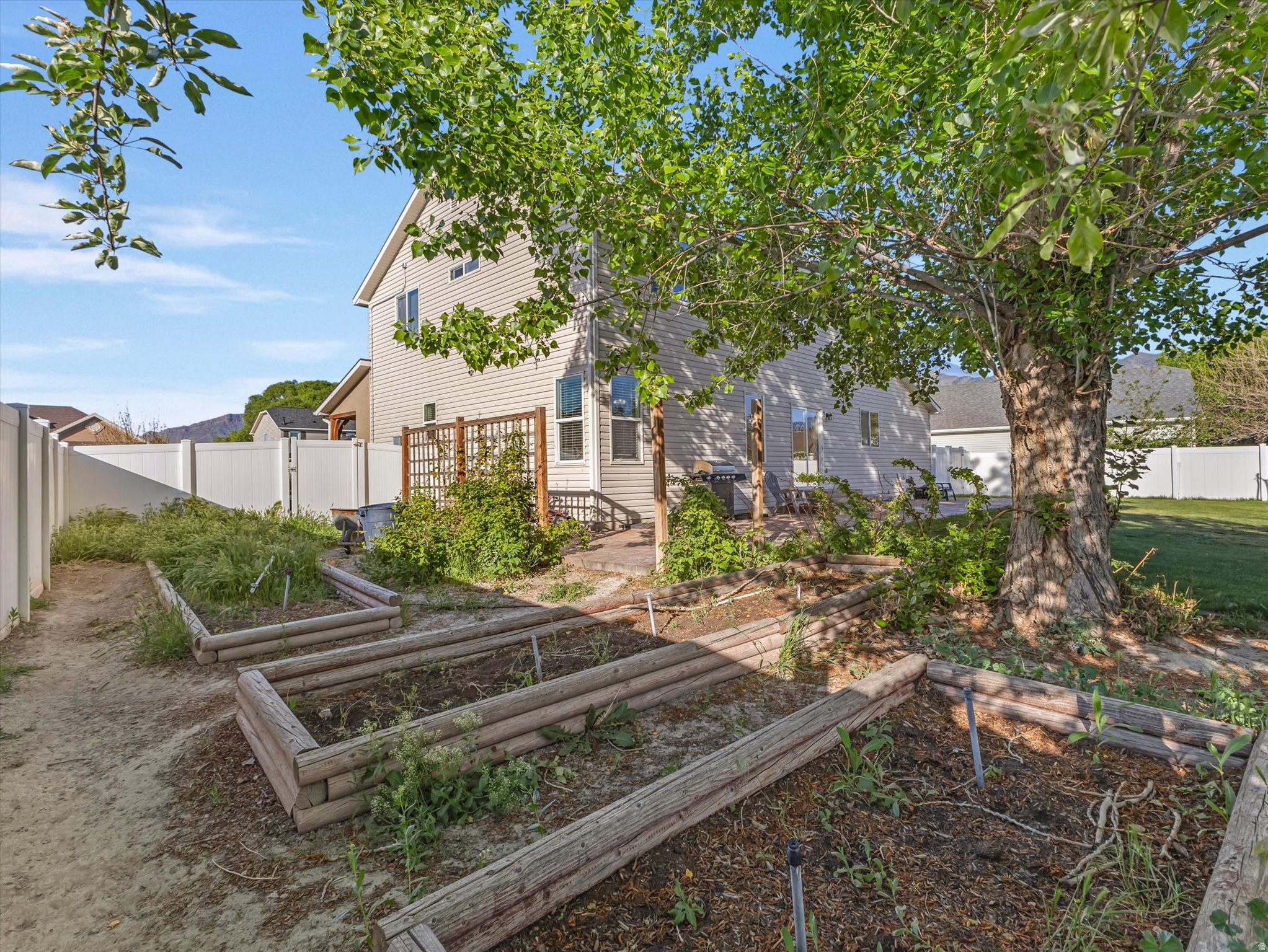 LAKESIDE SUB #3, STANSBURY PARK - Residential