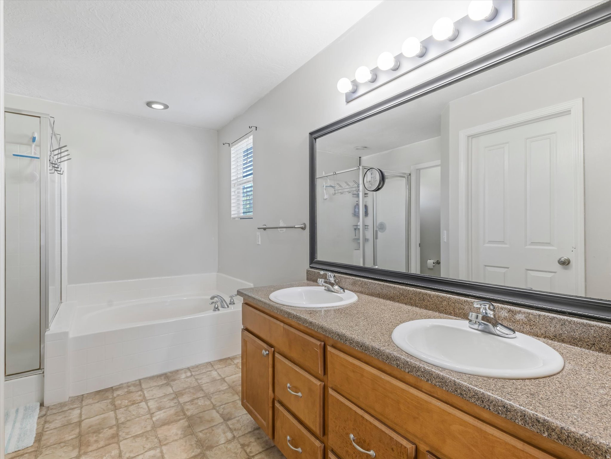LAKESIDE SUB #3, STANSBURY PARK - Residential