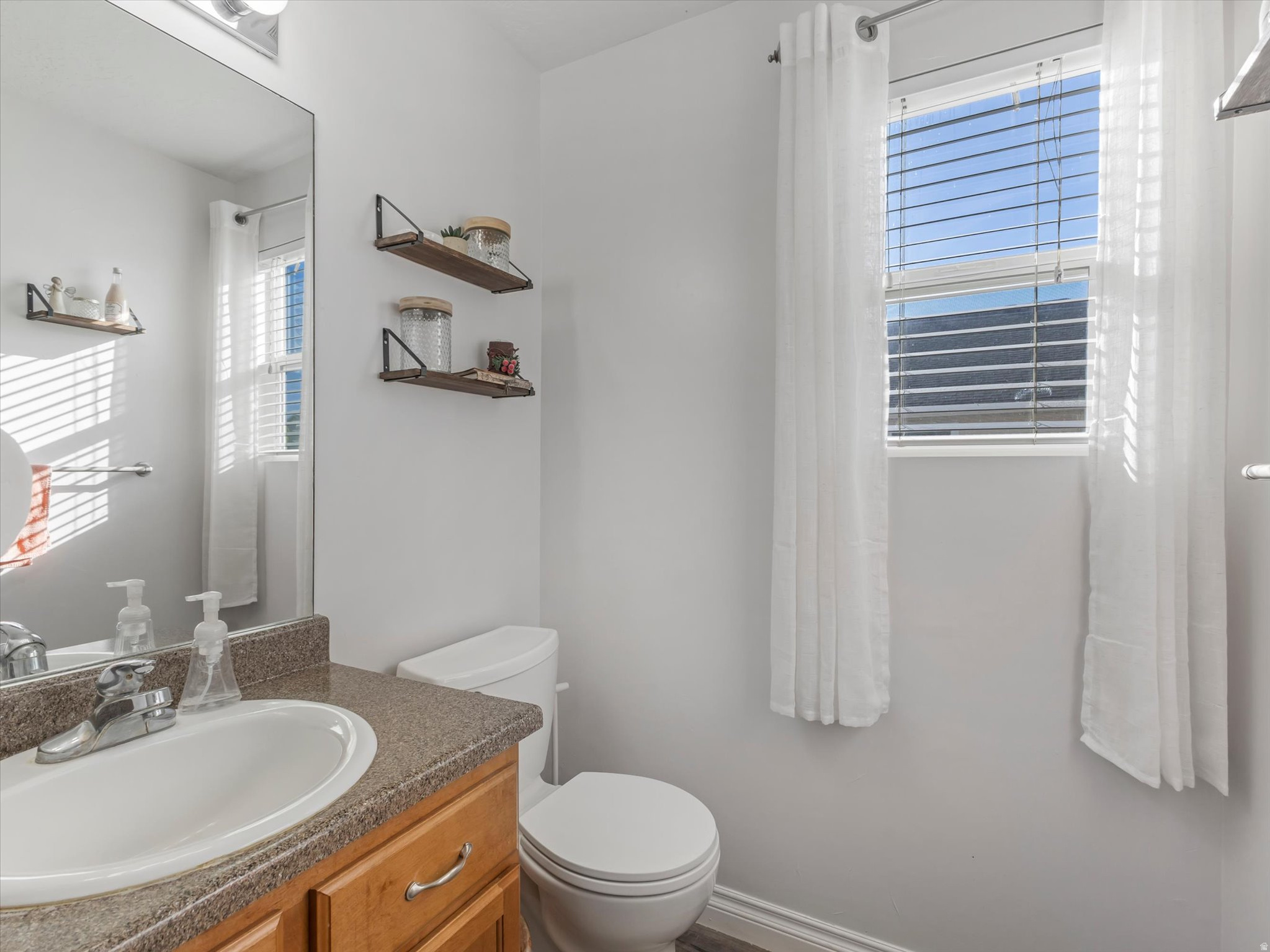 LAKESIDE SUB #3, STANSBURY PARK - Residential