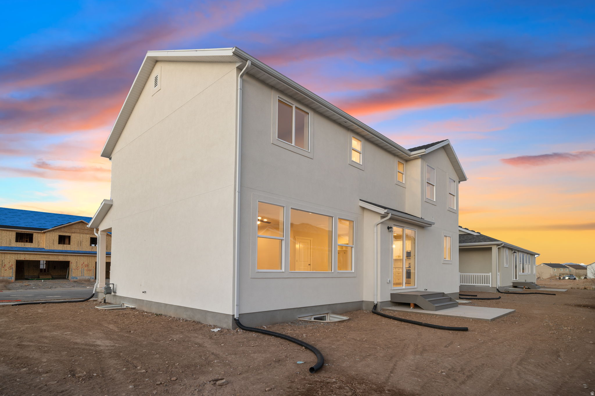 APPLE HOLLOW - Residential