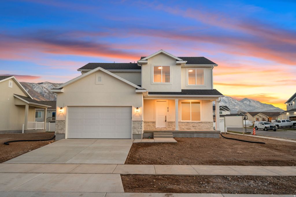 Photo of 213 W 930 N, Santaquin, UT 84655 (MLS # 2127148)