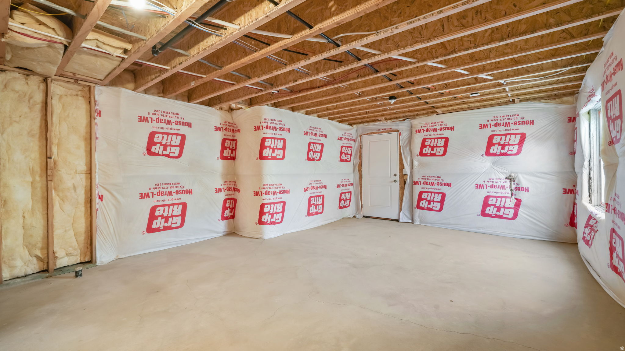 APPLE HOLLOW - Residential