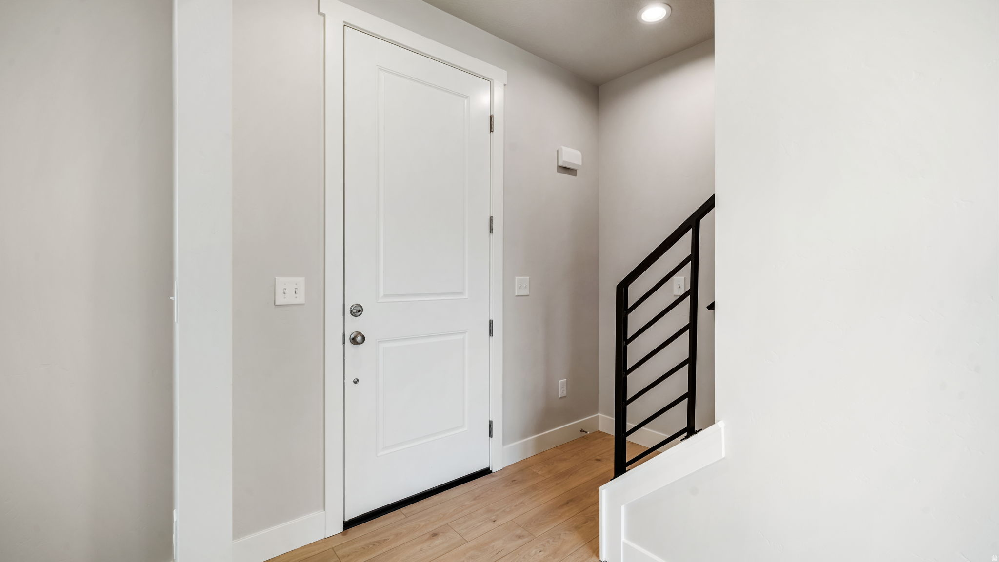 APPLE HOLLOW - Residential