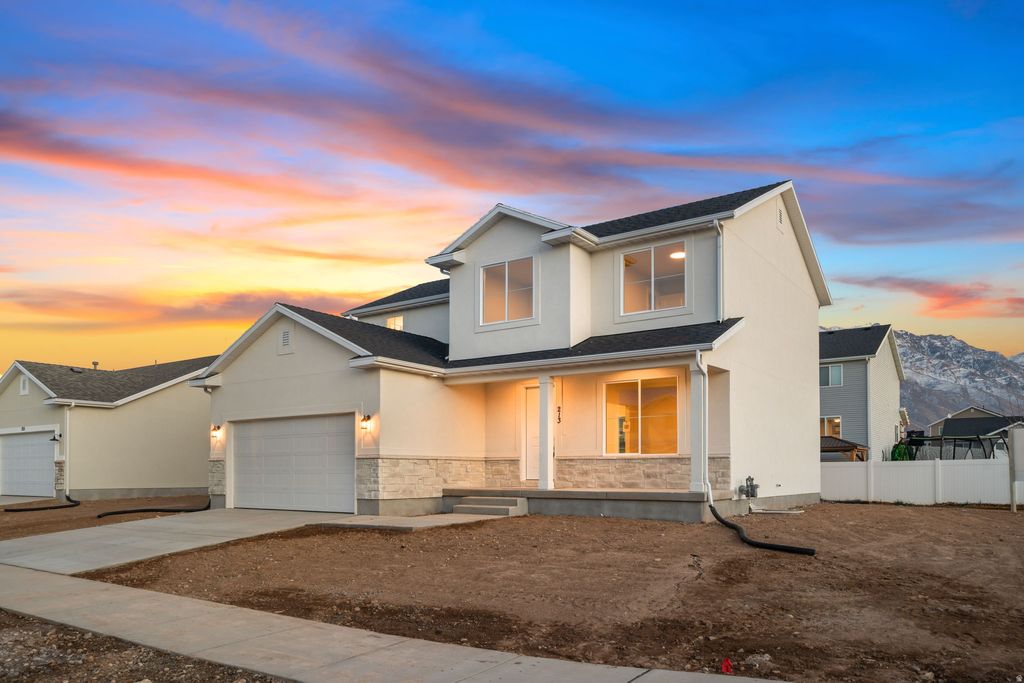Photo of 213 W 930 N, Santaquin, UT 84655 (MLS # 2127148)