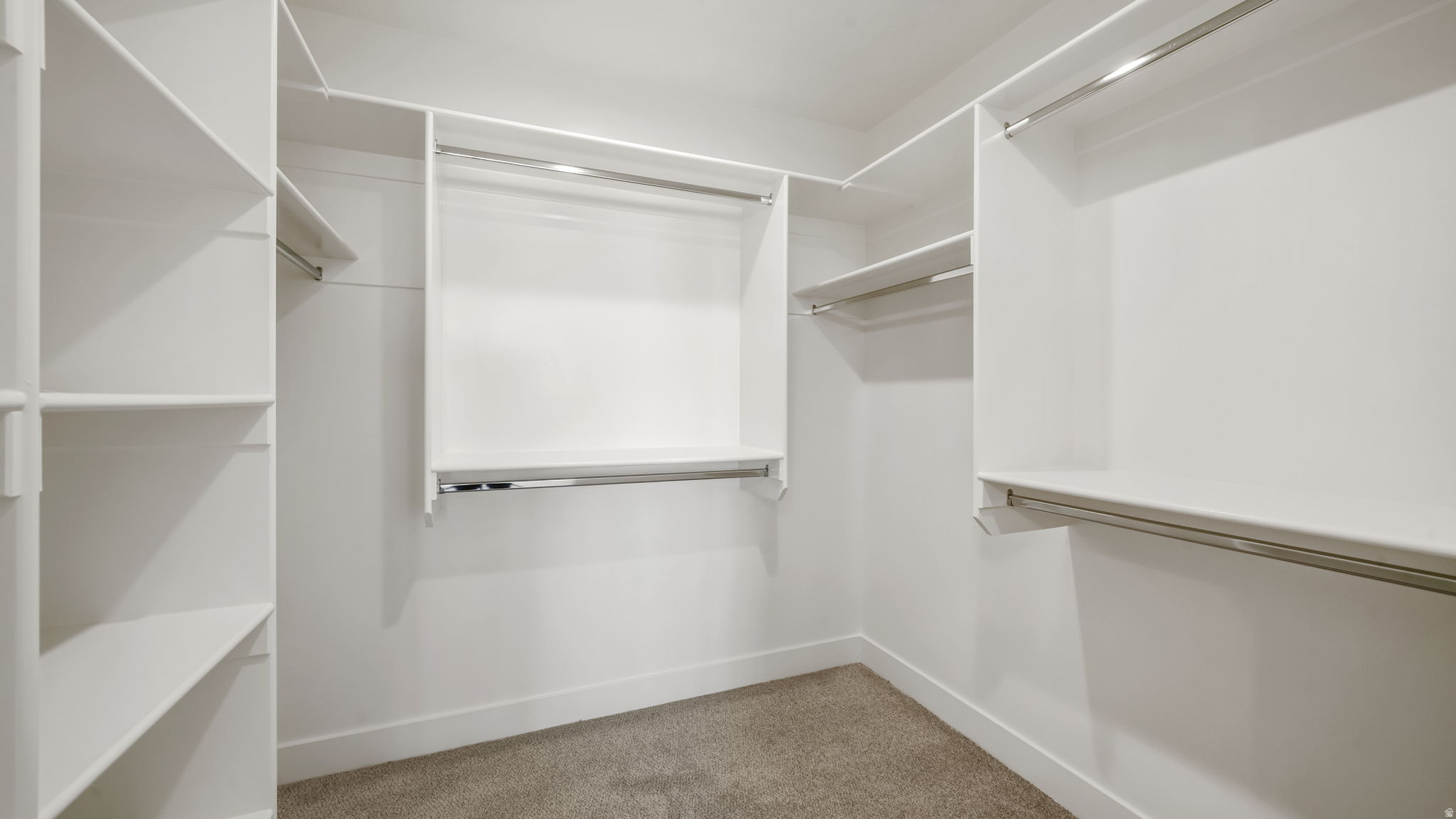 APPLE HOLLOW - Residential