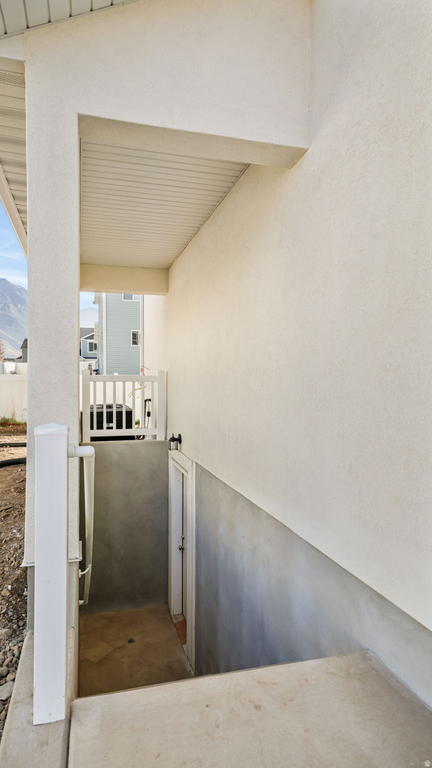 APPLE HOLLOW - Residential