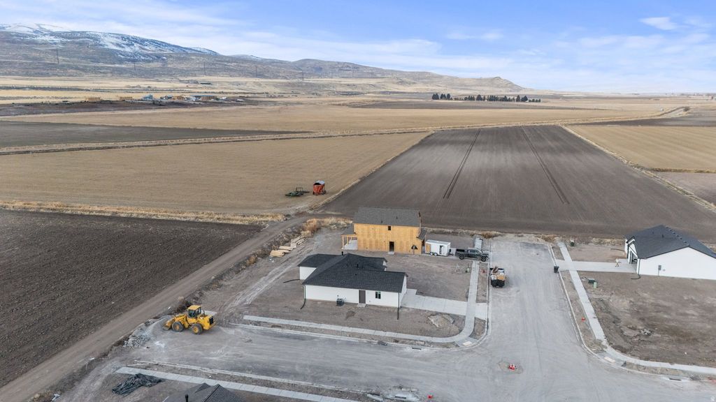 Photo of 321 N 900 W, Garland, UT 84312 (MLS # 2128450)