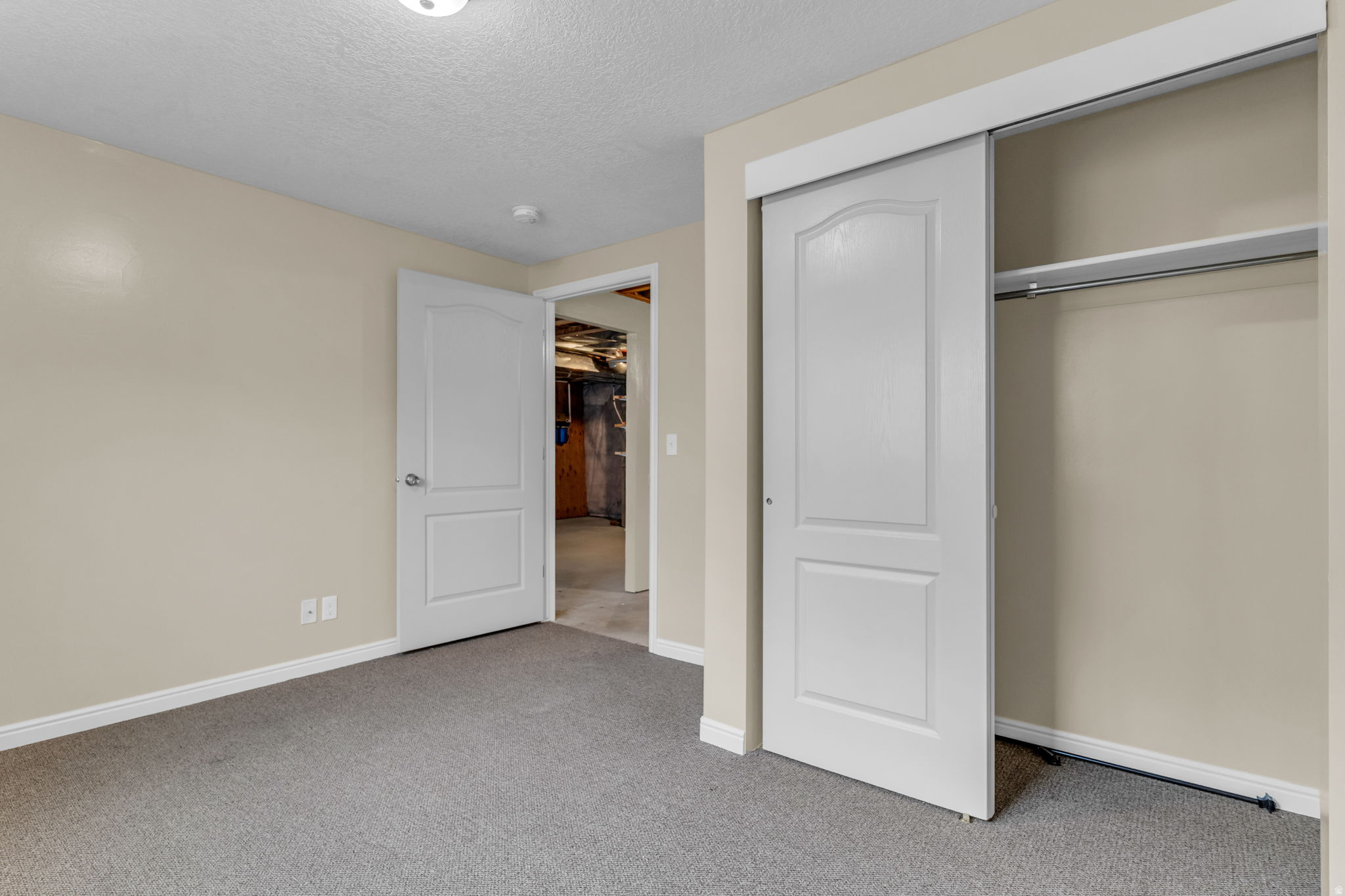 HUNTER WILLOWS PHASE 1 - Residential