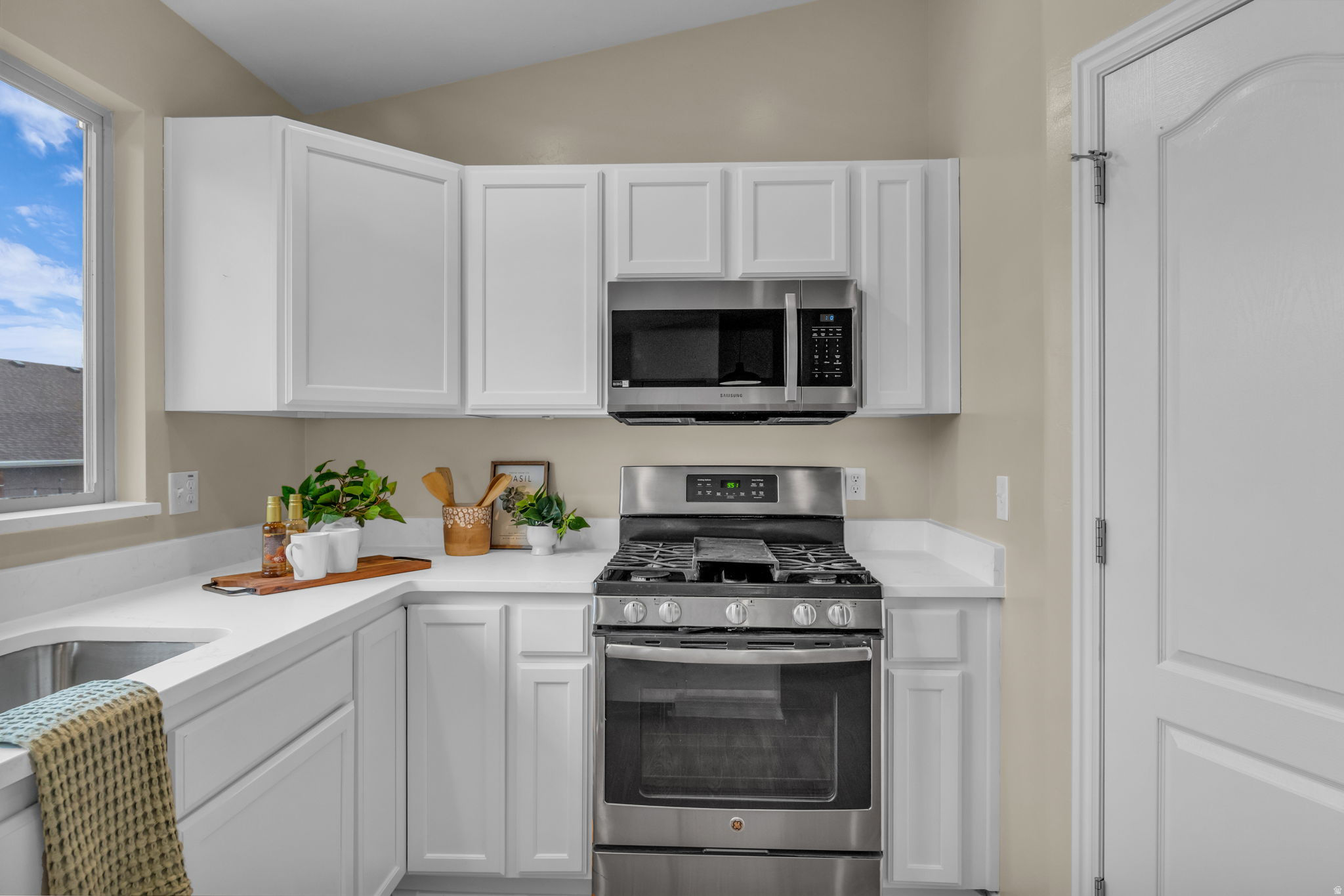 HUNTER WILLOWS PHASE 1 - Residential