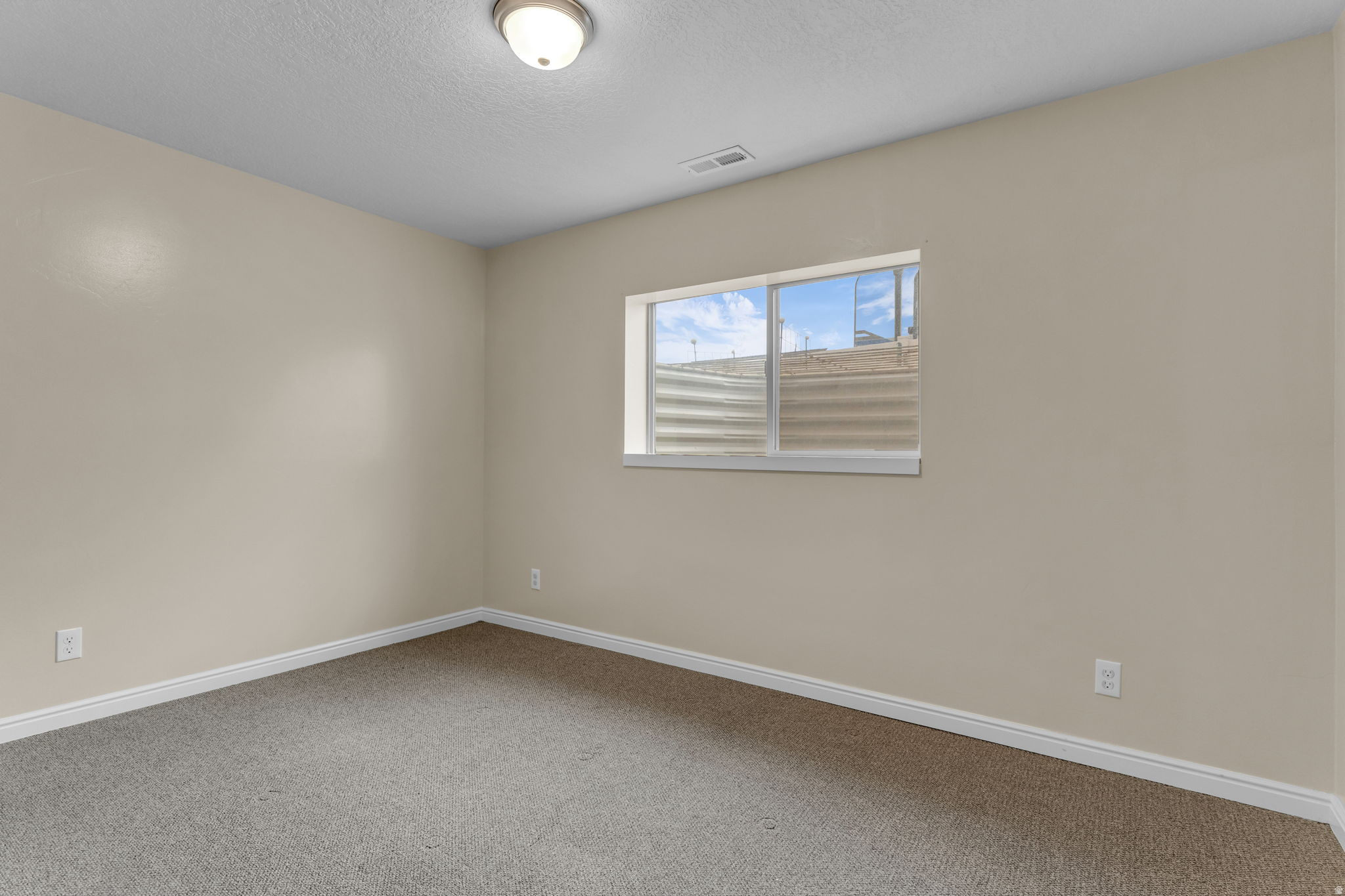 HUNTER WILLOWS PHASE 1 - Residential